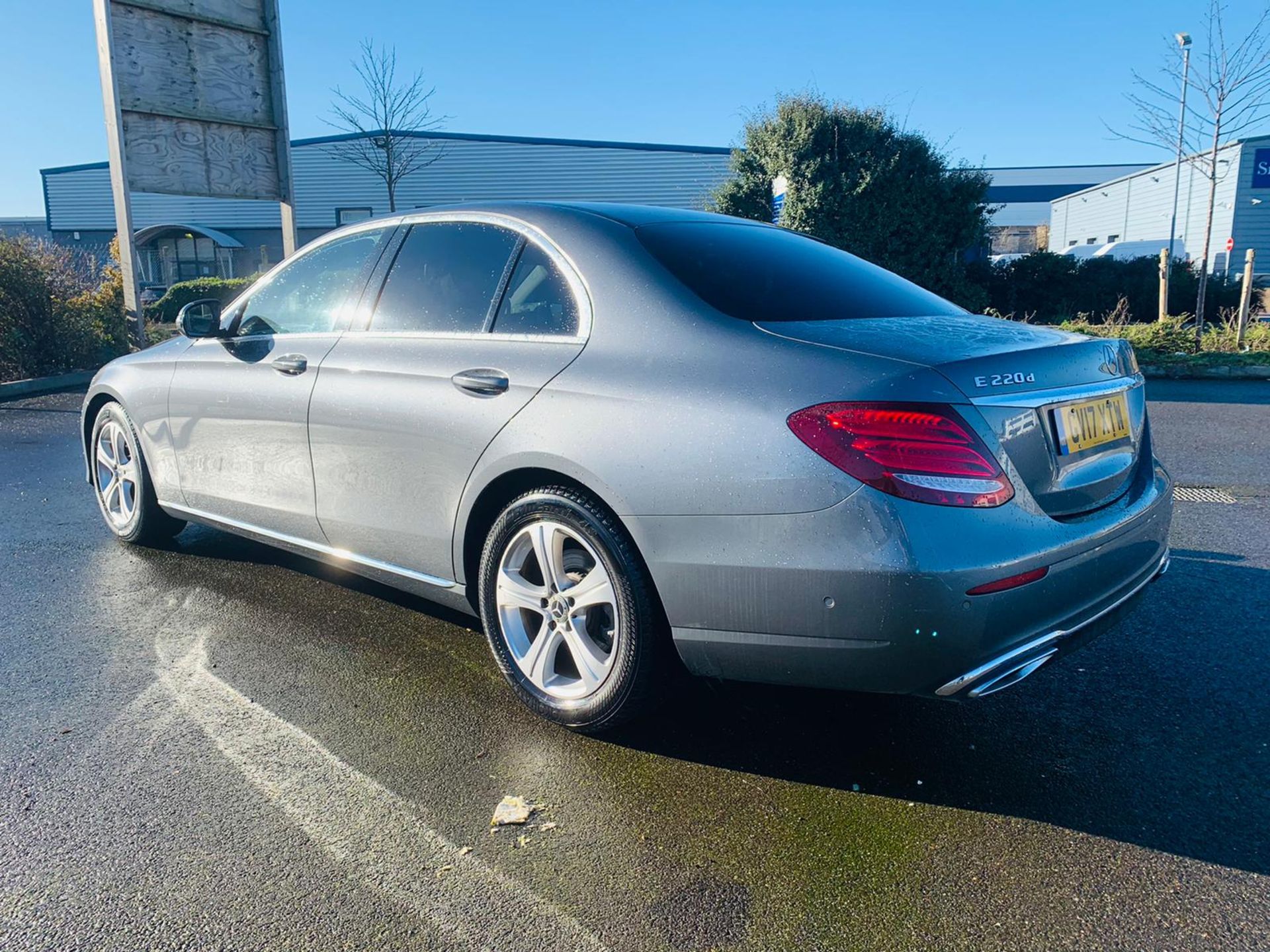 (Reserve Met)Mercedes E220d Special Equipment Auto 2017 17 Reg - Sat Nav - Reversing Cam - Image 3 of 27