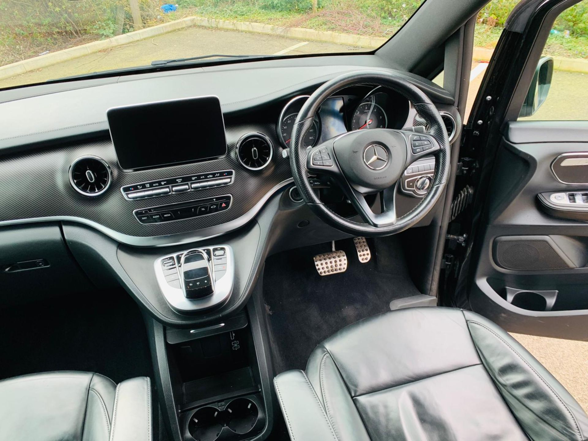 (Reserve Met)Mercedes V220d AMG Line 9G-Tronic (Extra Long) 2020 Model - Full Leather - Sat Nav - Image 20 of 42