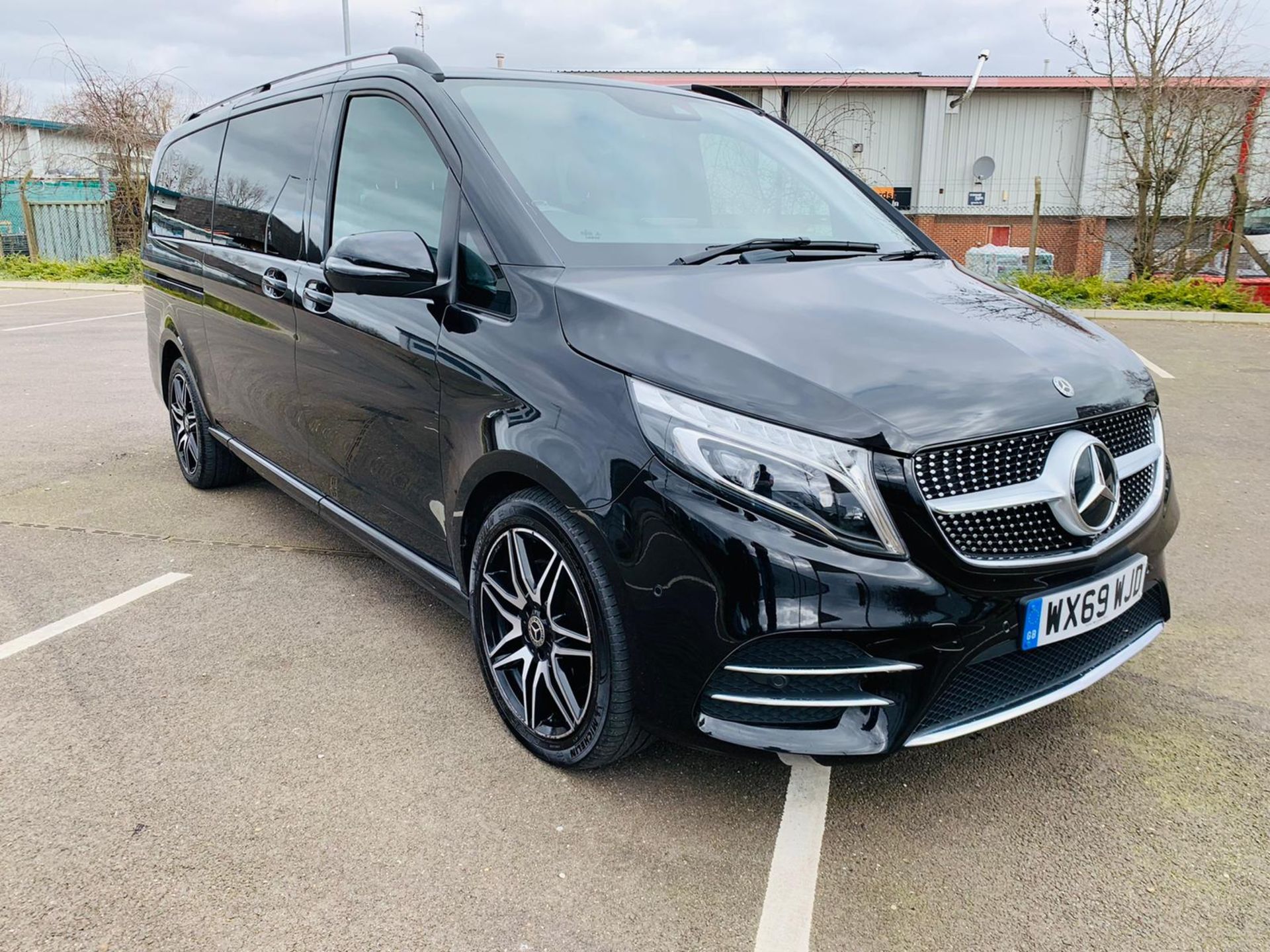 (Reserve Met)Mercedes V220d AMG Line 9G-Tronic (Extra Long) 2020 Model - Full Leather - Sat Nav