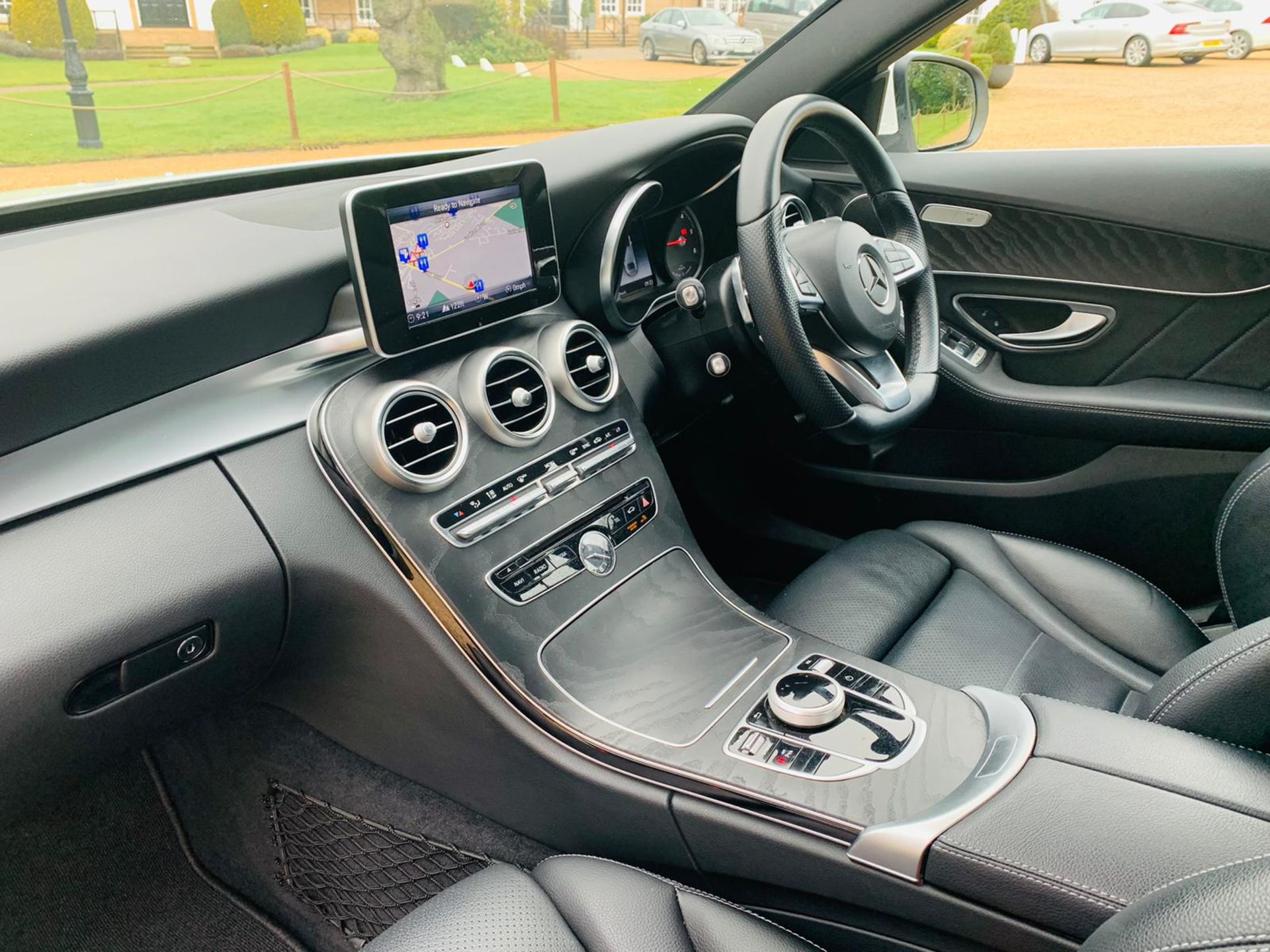 Mercedes C300H AMG Line Auto Electric Diesel Hybrid - 2018 18 Reg - Reversing Cam - Sat Nav - Image 18 of 37