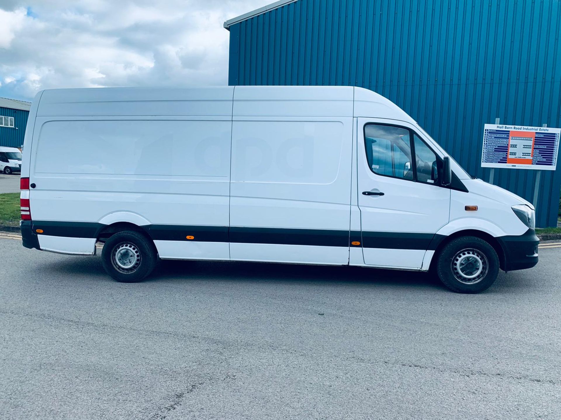 (Reserve Met) Mercedes Sprinter 310 CDI Long Wheel Base High Roof - 6 Speed - 2015 Model - Image 2 of 15