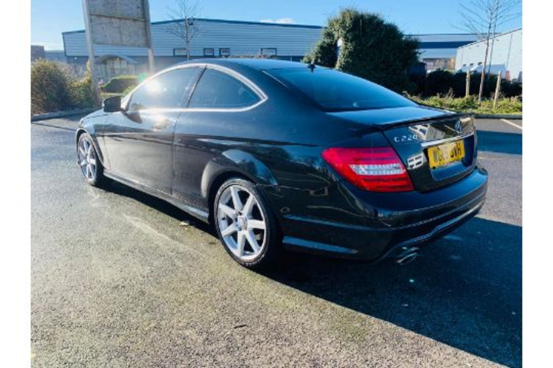 (RESERVE MET) Mercedes C220 CDI AMG Sport Edition Premium Coupe - Auto - 2015 15 Reg - Sat Nav - - Image 5 of 22