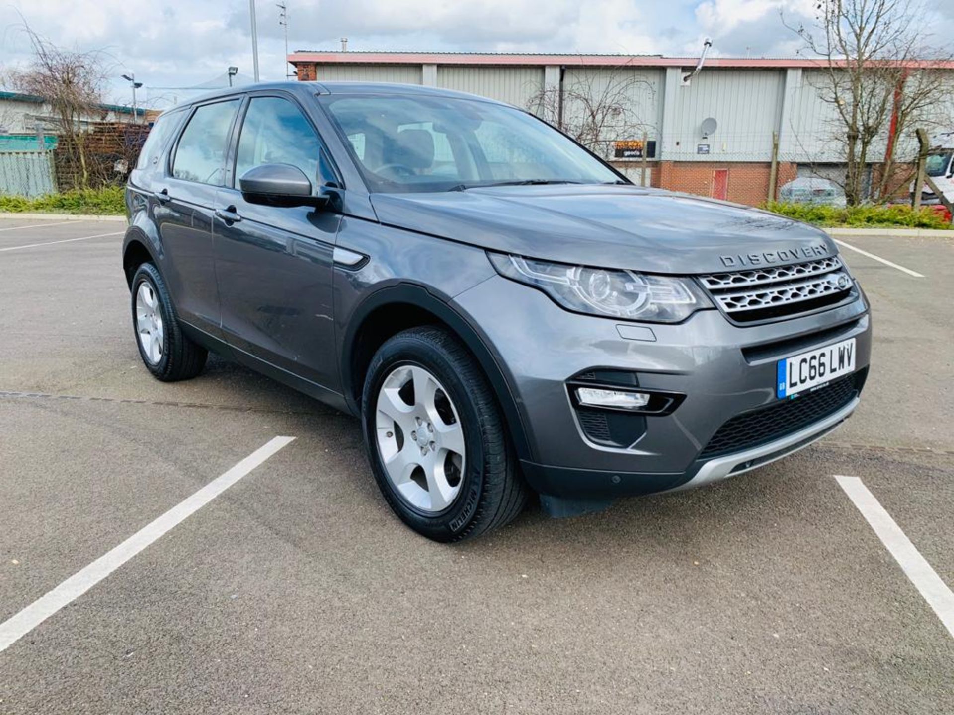 (RESERVE MET) Land Rover Discovery Sport 2.0 TD4 HSE - 2017Reg - 1Owner - Sat Nav - Panoramic Roof