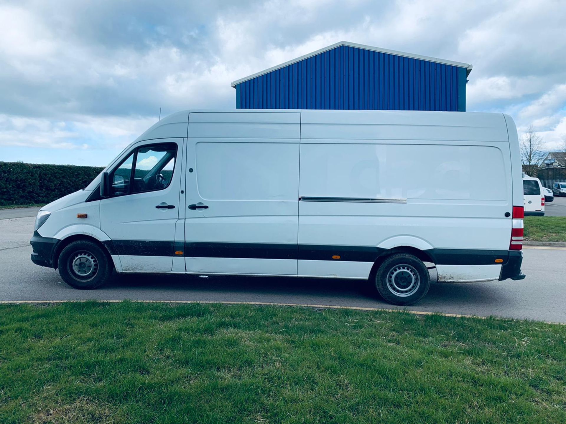 (Reserve Met) Mercedes Sprinter 310 CDI Long Wheel Base High Roof - 6 Speed - 2015 Model - Image 7 of 15