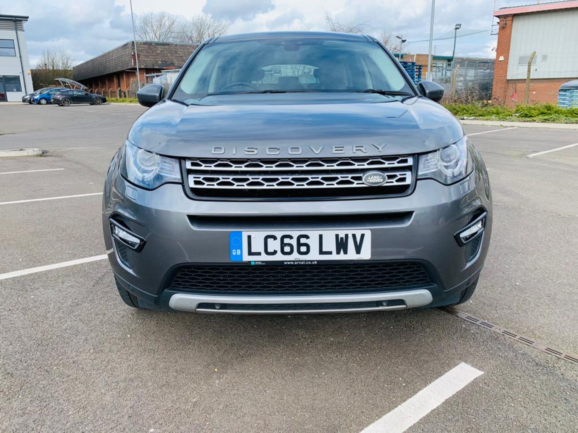 (RESERVE MET) Land Rover Discovery Sport 2.0 TD4 HSE - 2017Reg - 1Owner - Sat Nav - Panoramic Roof - Image 5 of 41