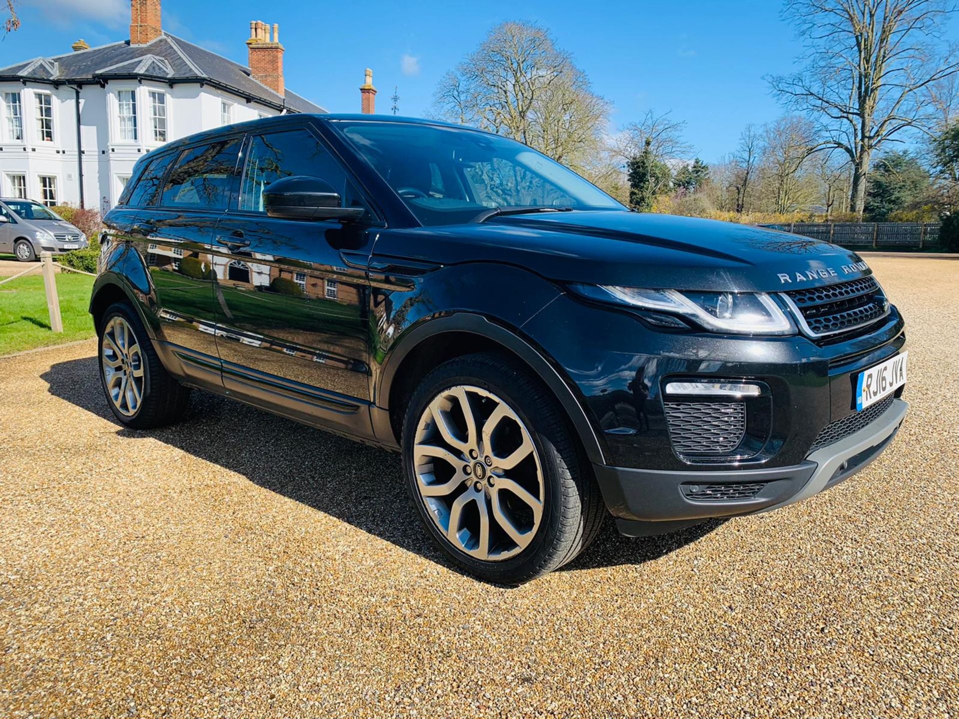 (RESERVE MET) Range Rover Evoque 2.0 ED4 SE Tech - 2016 16 Reg - Leather - Parking Sensors - Image 2 of 23