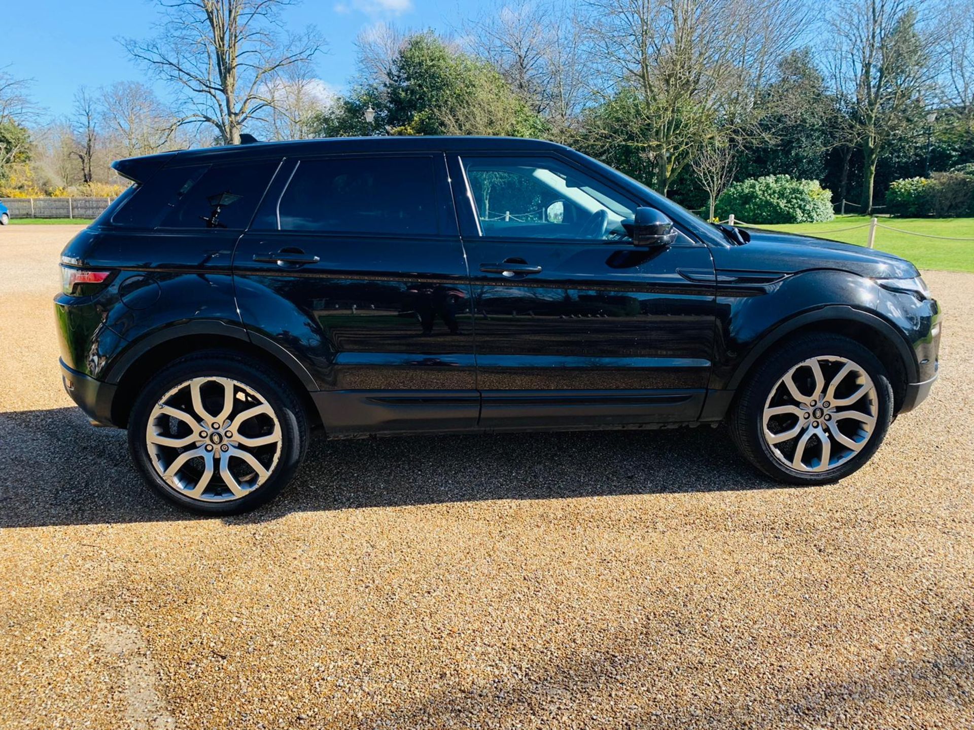 (RESERVE MET) Range Rover Evoque 2.0 ED4 SE Tech - 2016 16 Reg - Leather - Parking Sensors - Image 9 of 23