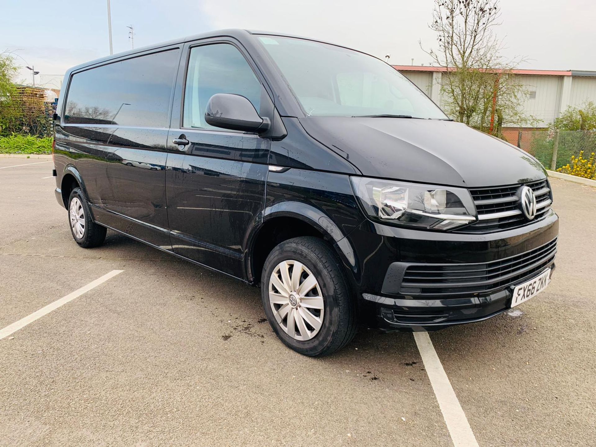 Reserve Met - Volkswagen Transporter T30 2.0 TDI Trendline - 2017 Model - Euro 6 - 1 Owner