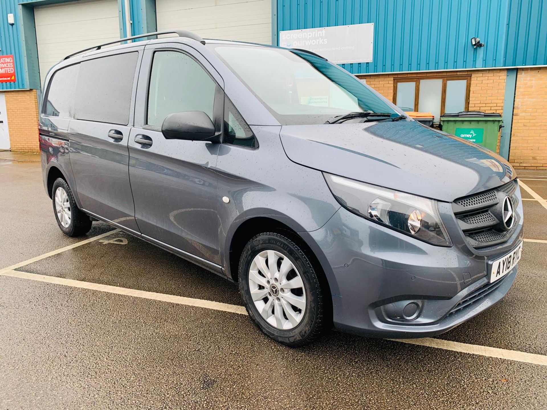 Mercedes Vito 114 Bluetec Dualiner/Crew Van - Auto - Air Con - 2018 18 Reg - 1 Owner From New - Image 2 of 25