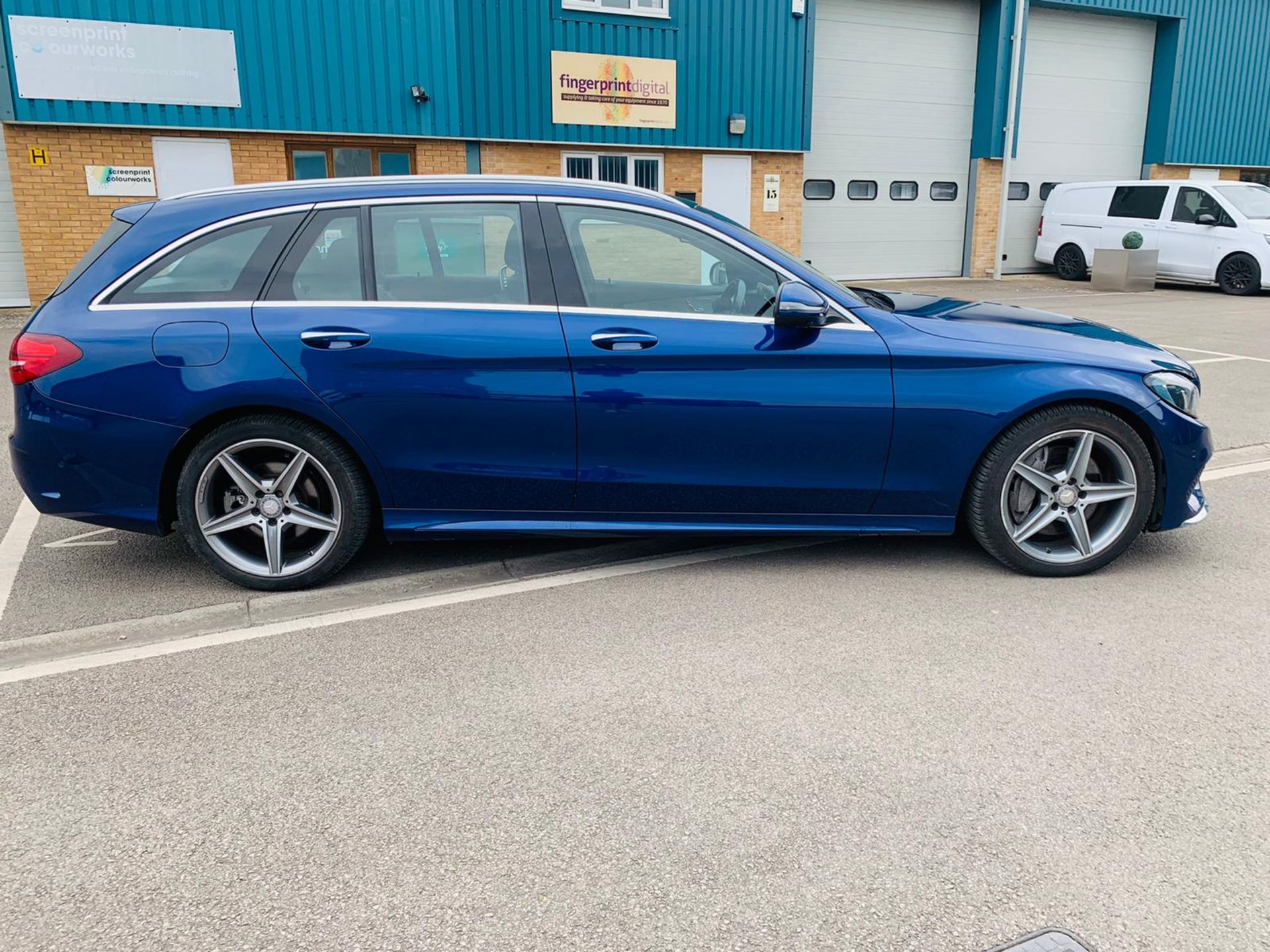 Mercedes C300 AMG Line Premium Diesel/Electric Hybrid Estate Auto - 2015 15 Reg - 1 Owner From New - Image 4 of 27