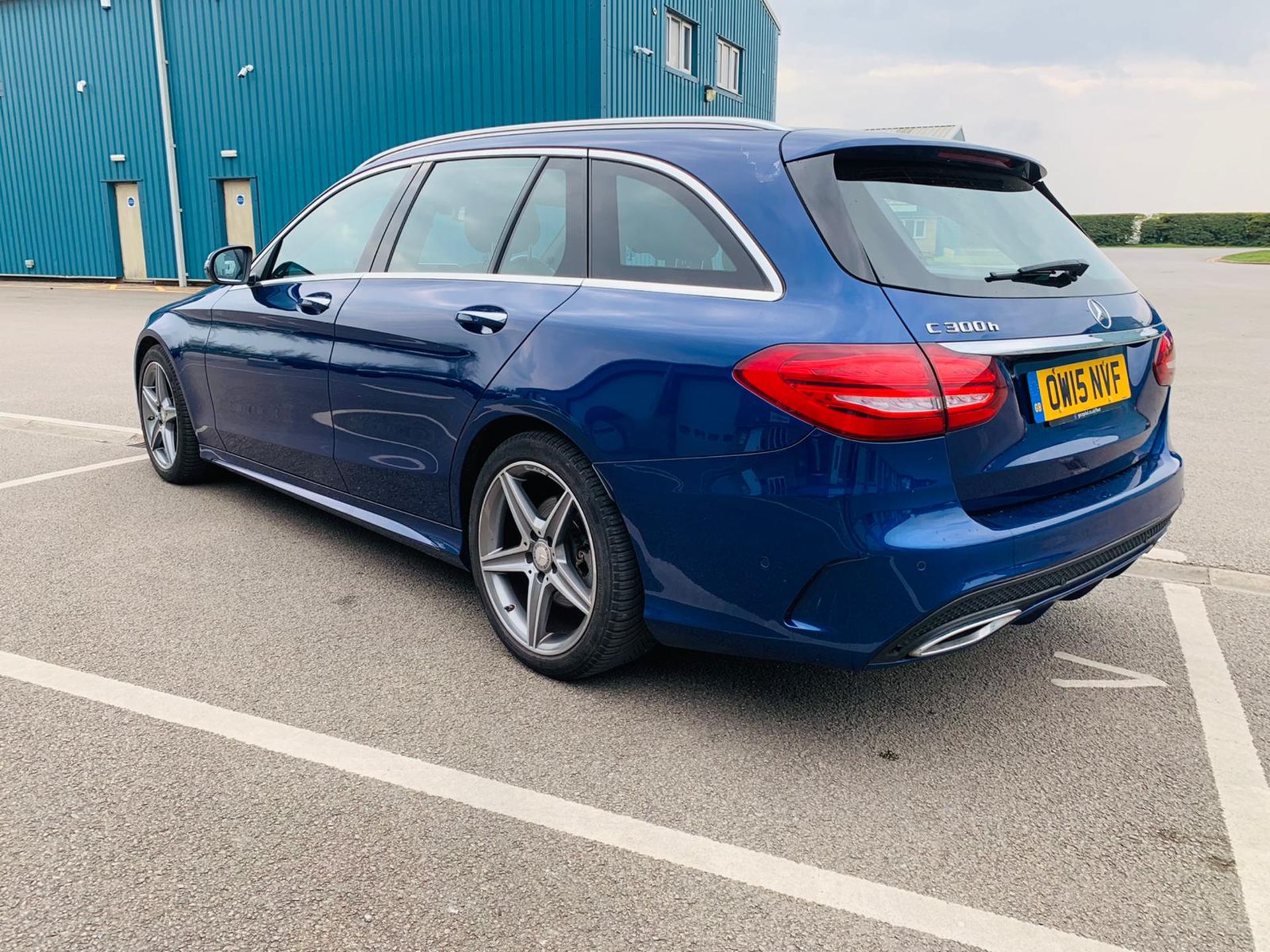 Mercedes C300 AMG Line Premium Diesel/Electric Hybrid Estate Auto - 2015 15 Reg - 1 Owner From New - Image 8 of 27