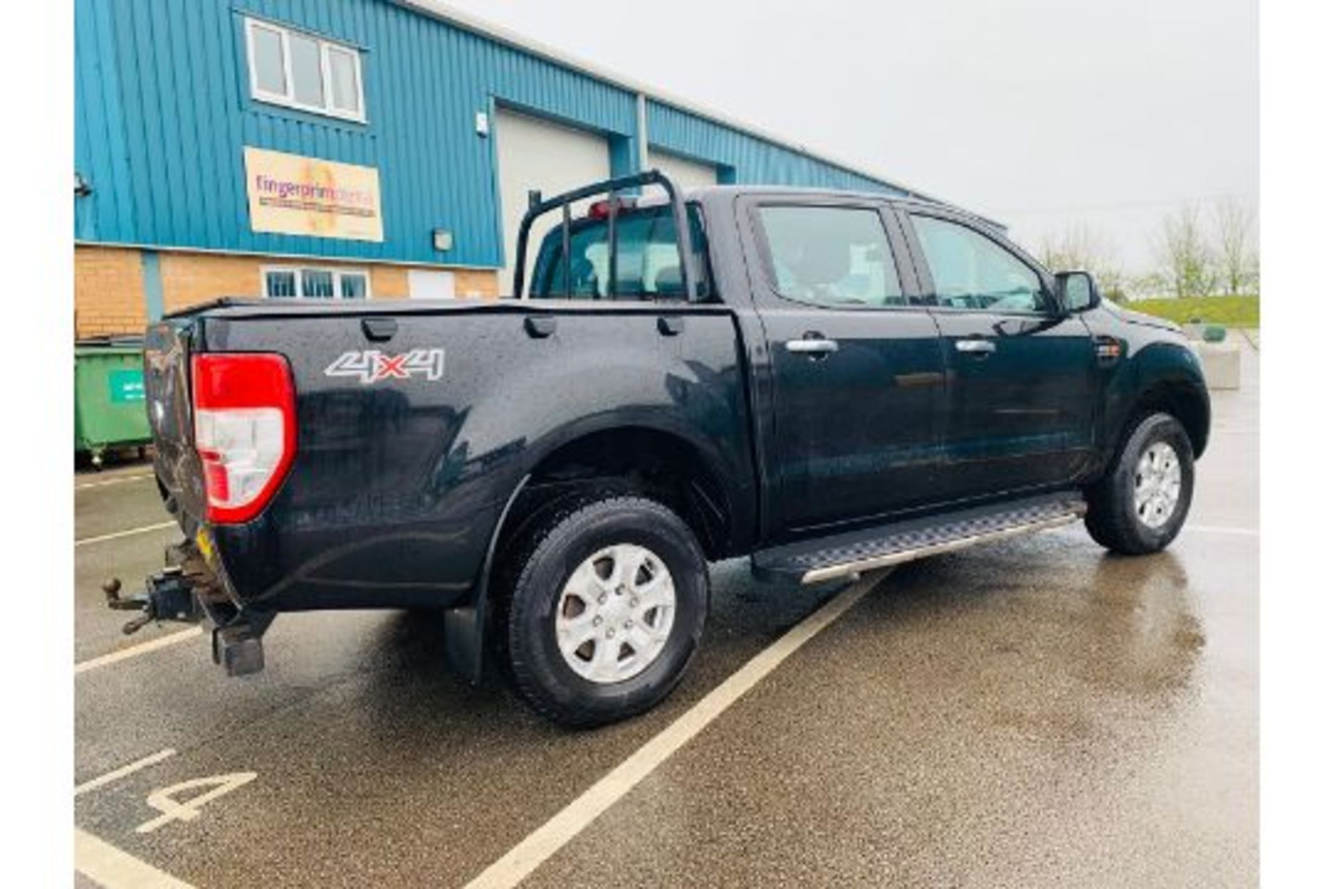 Ford Ranger 2.2 TDCI XLT 4x4 Double Cab - 2017 Model - Euro 6 - ULEZ Compliant - Service History - Image 4 of 25