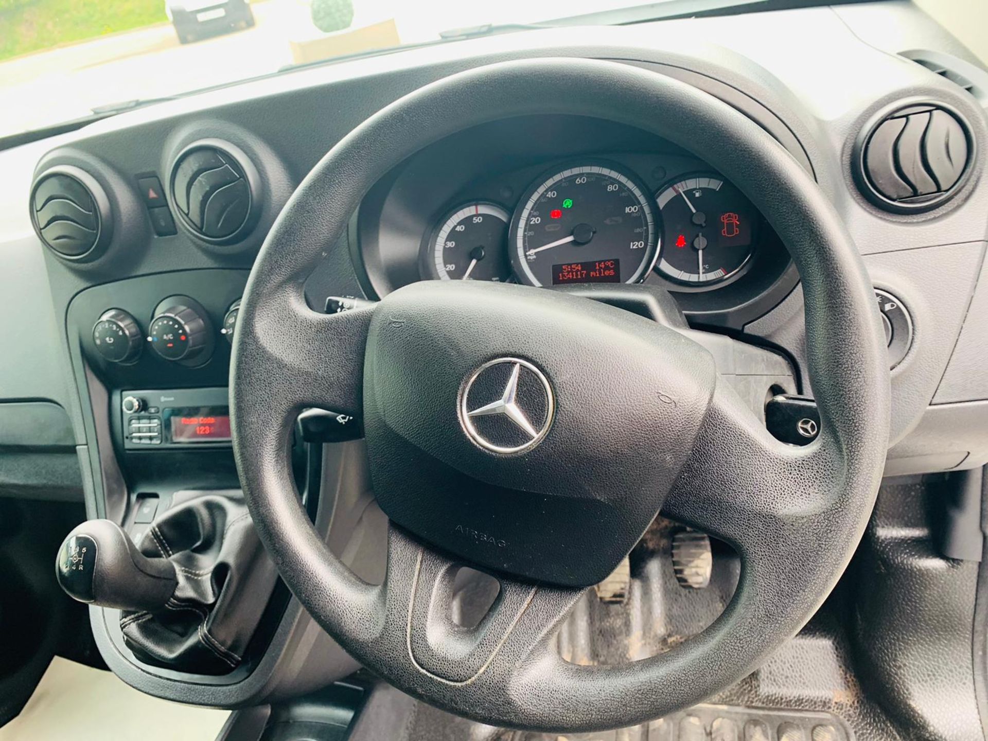 (RESERVE MET) Mercedes Citan 109 CDI Blueefficiency - 2017 Model - Euro6 - Air Con - Service History - Image 12 of 21