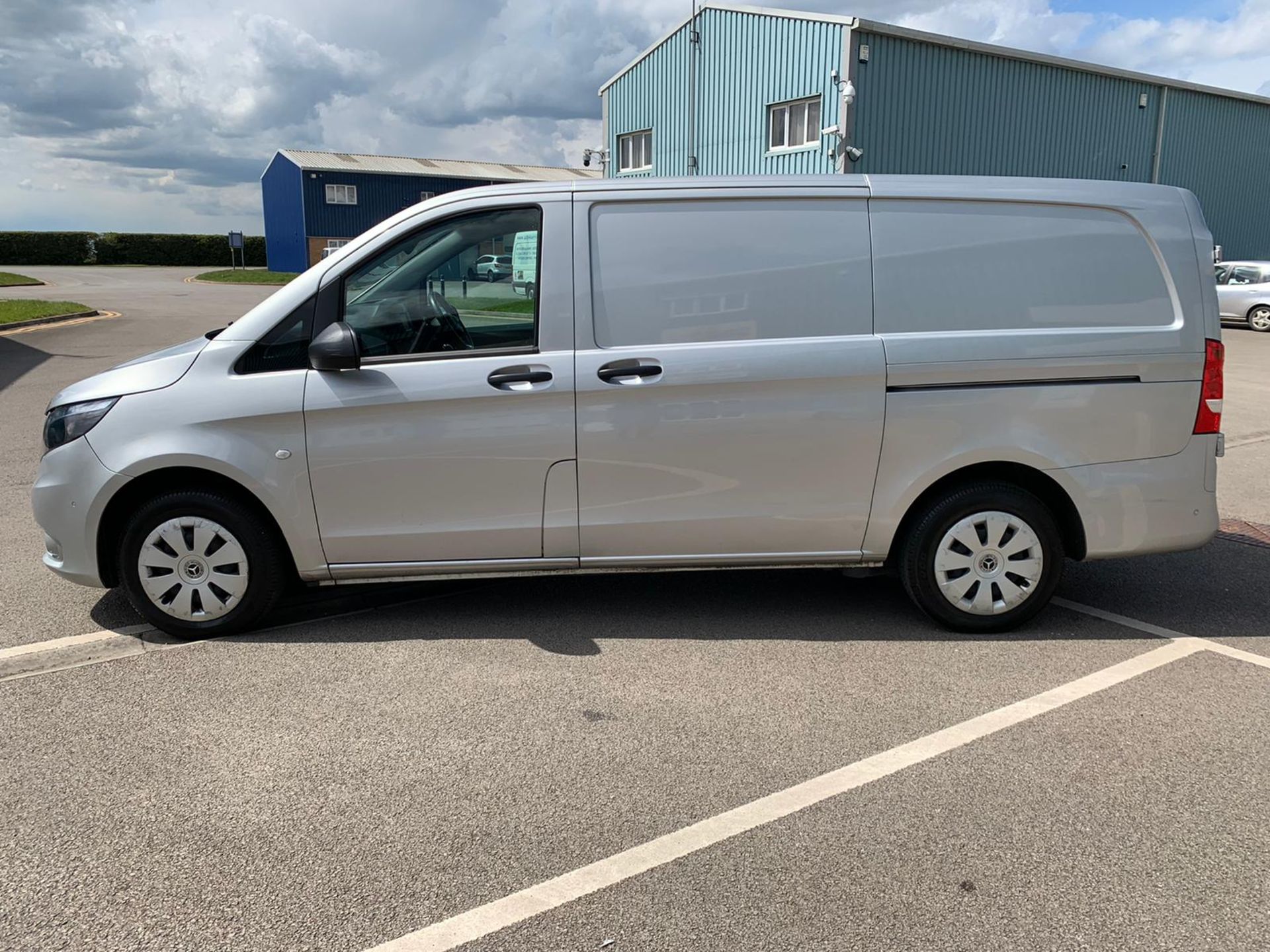 (RESERVE MET) Mercedes Vito 114 CDI Progressive - 6 Speed - 2020 Model - Air Con - Euro 6 - Image 3 of 24