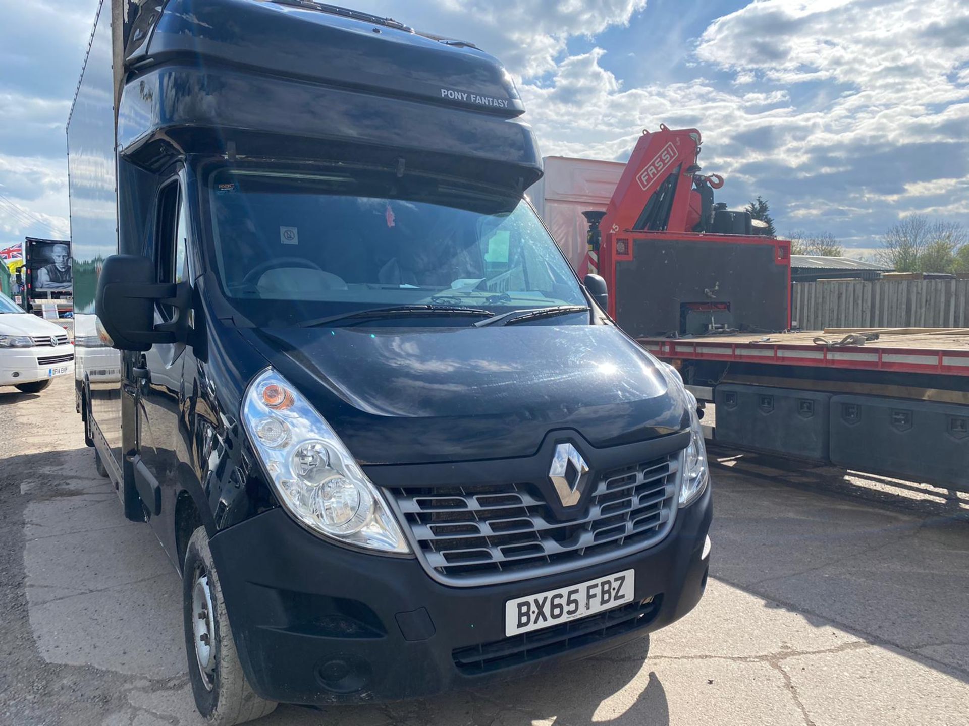 Renault Master 2.3 DCI LWB Luton Maxi Load - 6 Speed - 2016 Model - Sleeper Pod - Image 6 of 16