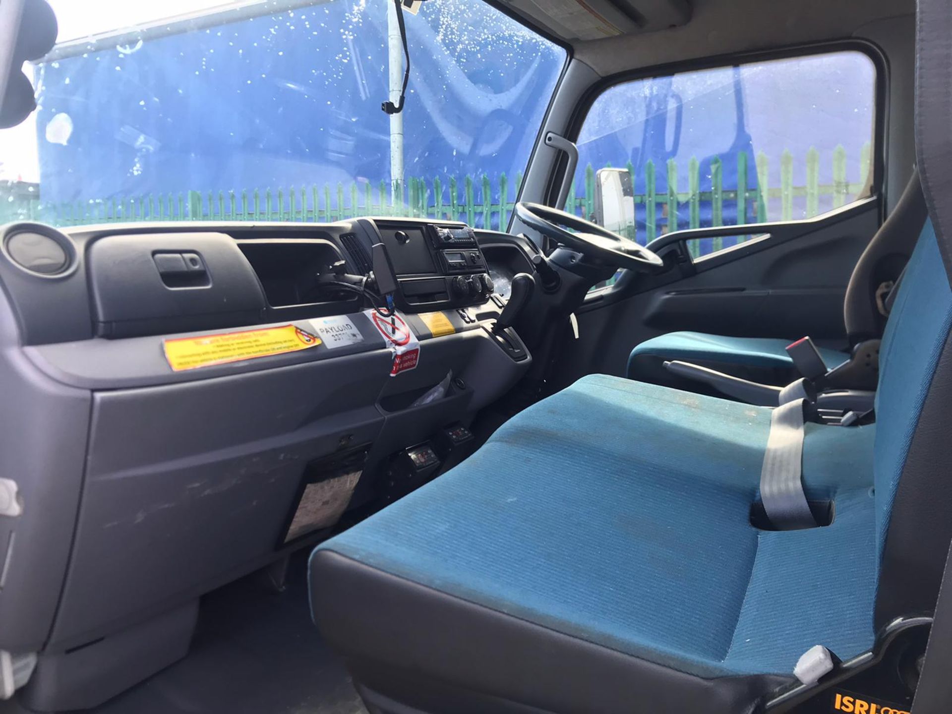 Mitsubishi (Fuso) Canter 7C15 3.0 Bluetec Fridge Box (Auto) - 2015 15 Reg - Euro 6 - 1 Owner - - Image 8 of 18