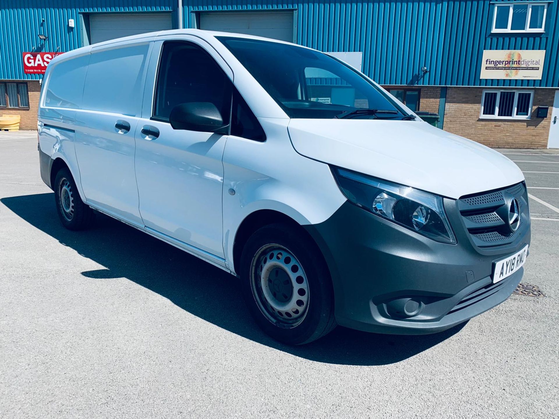 (RESERVE MET) Mercedes Vito 114CDI Bluetec 2018 18 Reg LWB - Air Con - Euro 6 - FSH - ULEZ - 1 Owner - Image 2 of 22