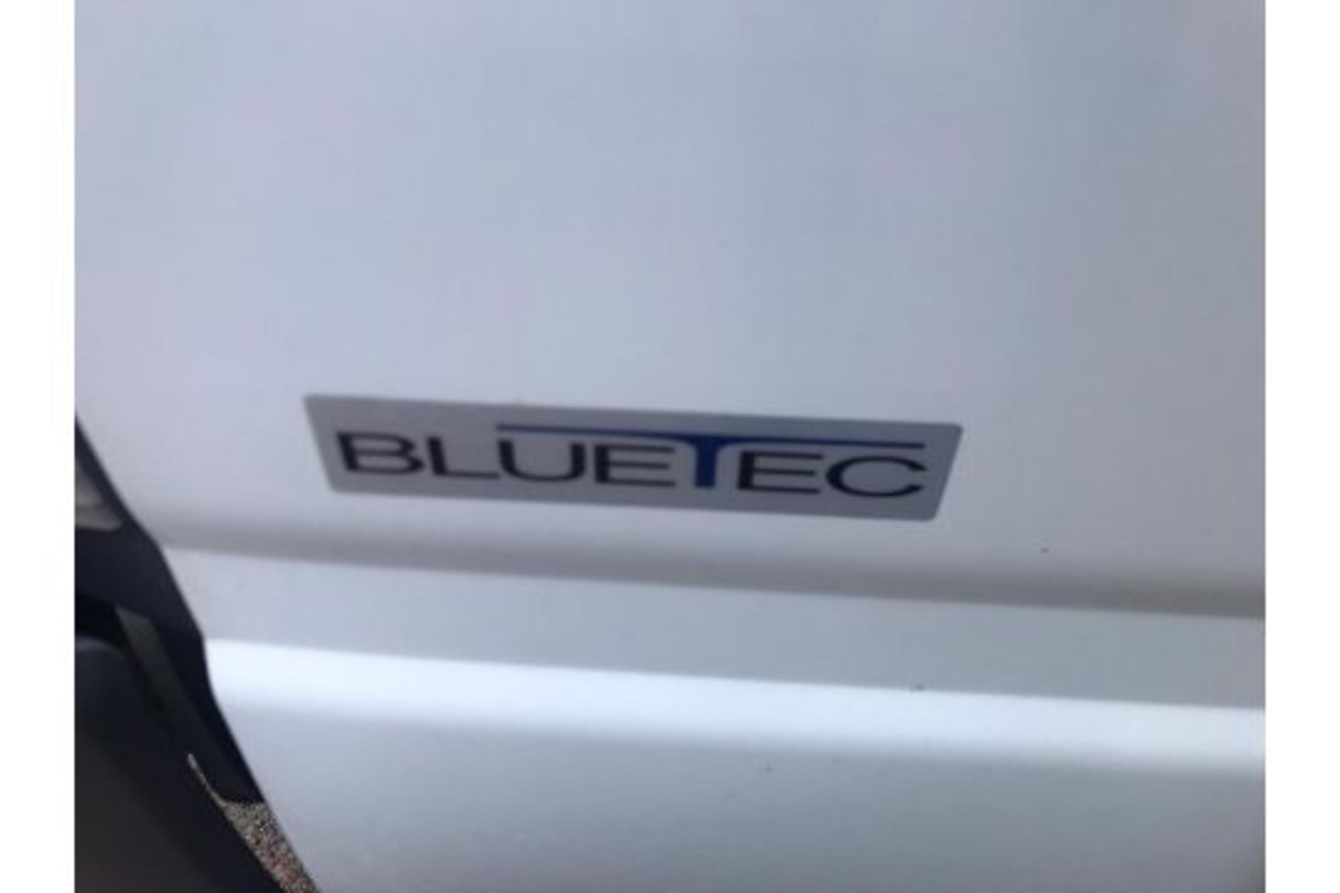 (Reserve Met)Mitsubishi (Fuso) Canter 7C15 3.0 Bluetec Fridge Box (Auto) - 2015 15 Reg - Euro 6 - - Image 8 of 18