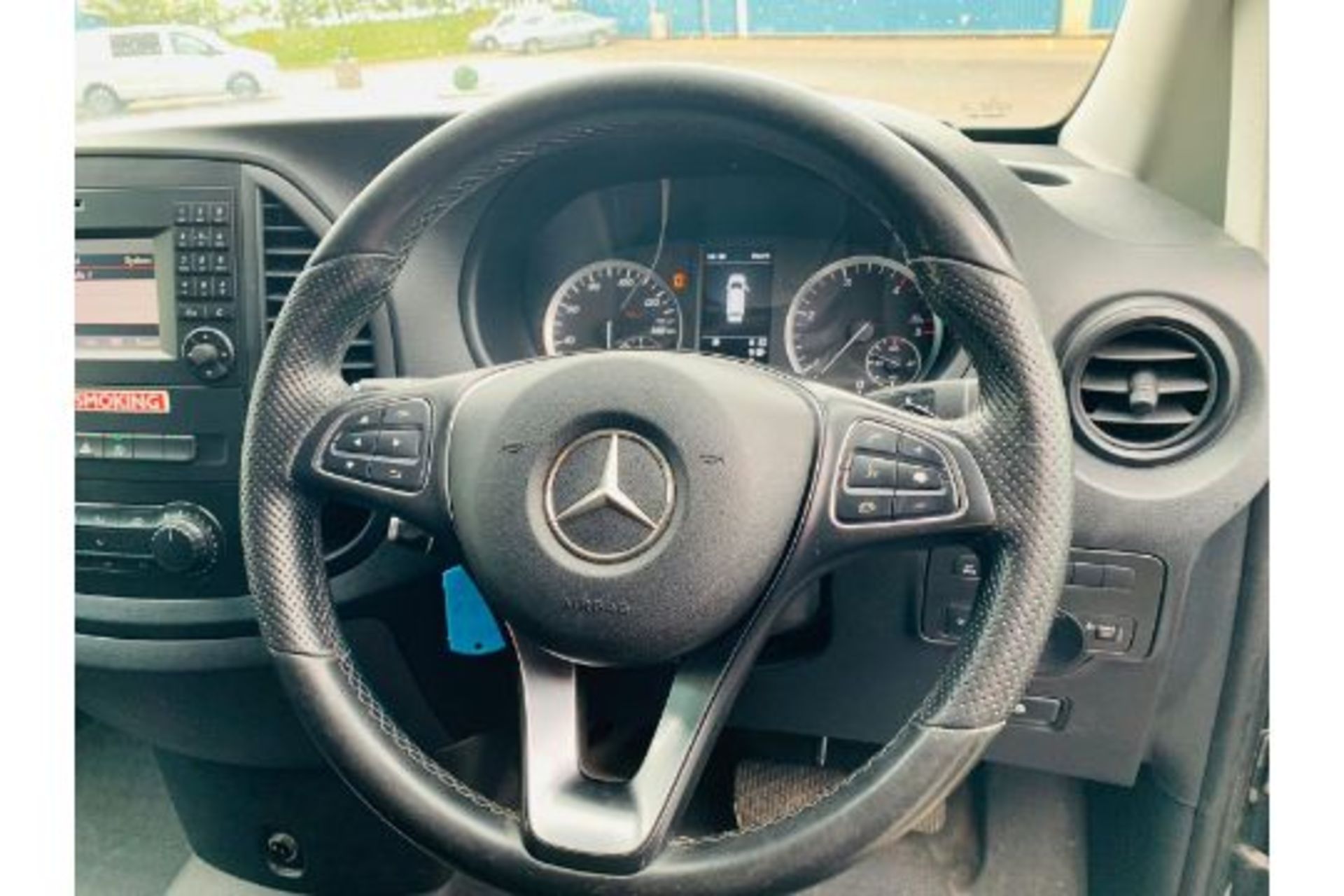 Mercedes Vito 114 Bluetec Dualiner/Crew Van - Auto - Air Con - 2018 Model- 1 Owner From New - Image 14 of 18