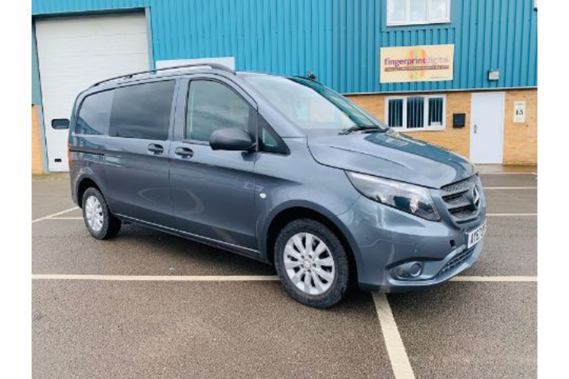 Mercedes Vito 114 Bluetec Dualiner/Crew Van - Auto - Air Con - 2018 Model- 1 Owner From New - Image 2 of 18