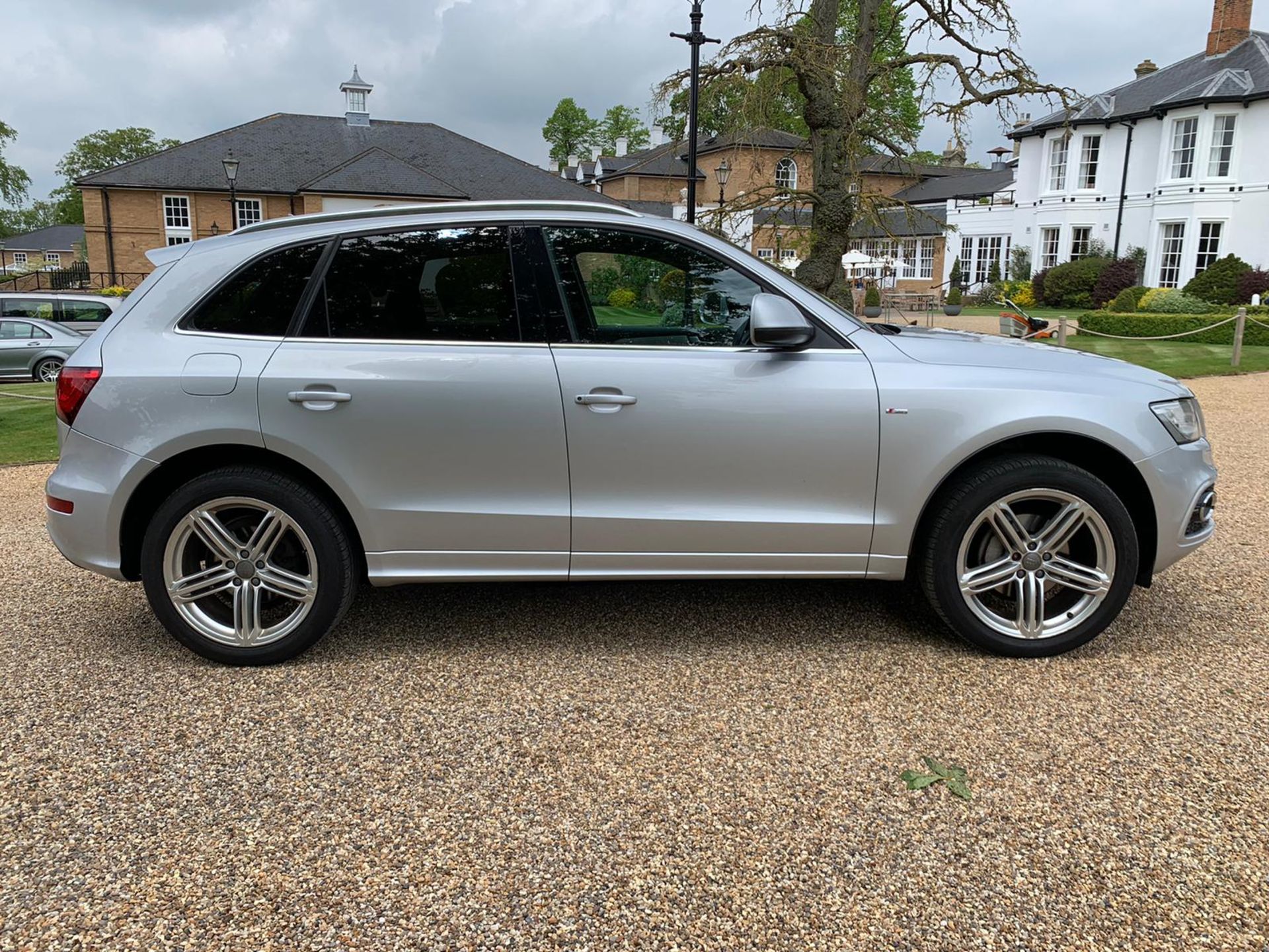 Audi Q5 2.0TDI "S LINE PLUS" EDITION - 2014 Model -Leather -Sat Nav -Electric Everything! -MEGA SPEC