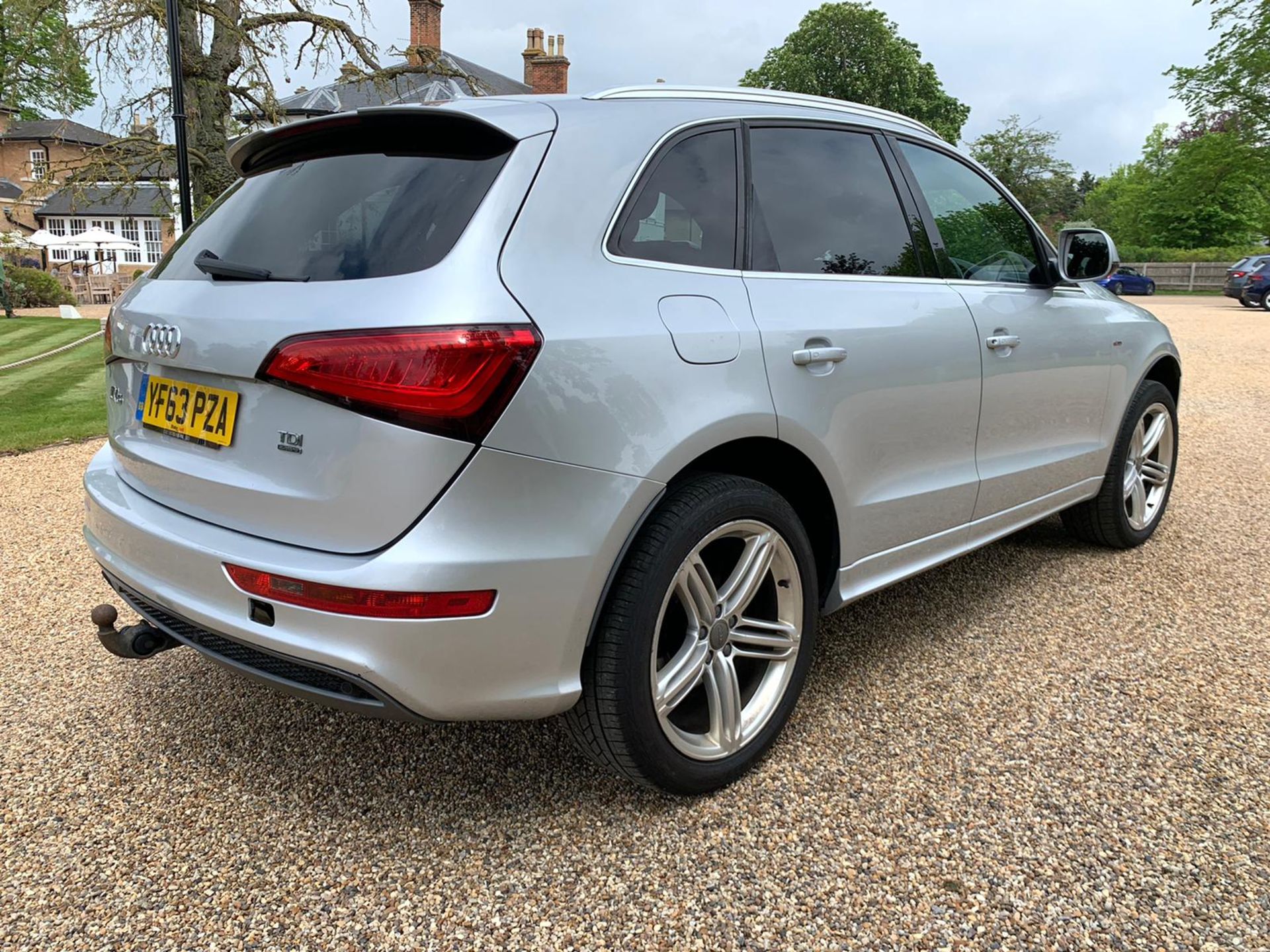 Audi Q5 2.0TDI "S LINE PLUS" EDITION - 2014 Model -Leather -Sat Nav -Electric Everything! -MEGA SPEC - Image 8 of 23