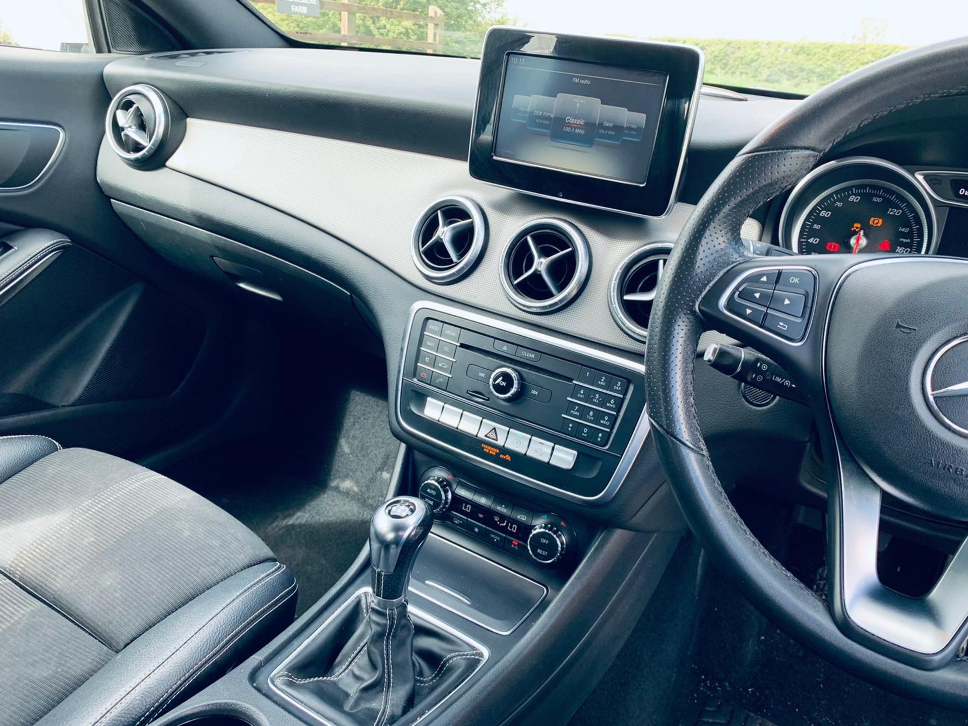 (Reserve Met) Mercedes CLA 200d Sport 2017 17 Reg - Sat Nav - White - Euro 6 - Part Leather - Cruise - Image 12 of 27