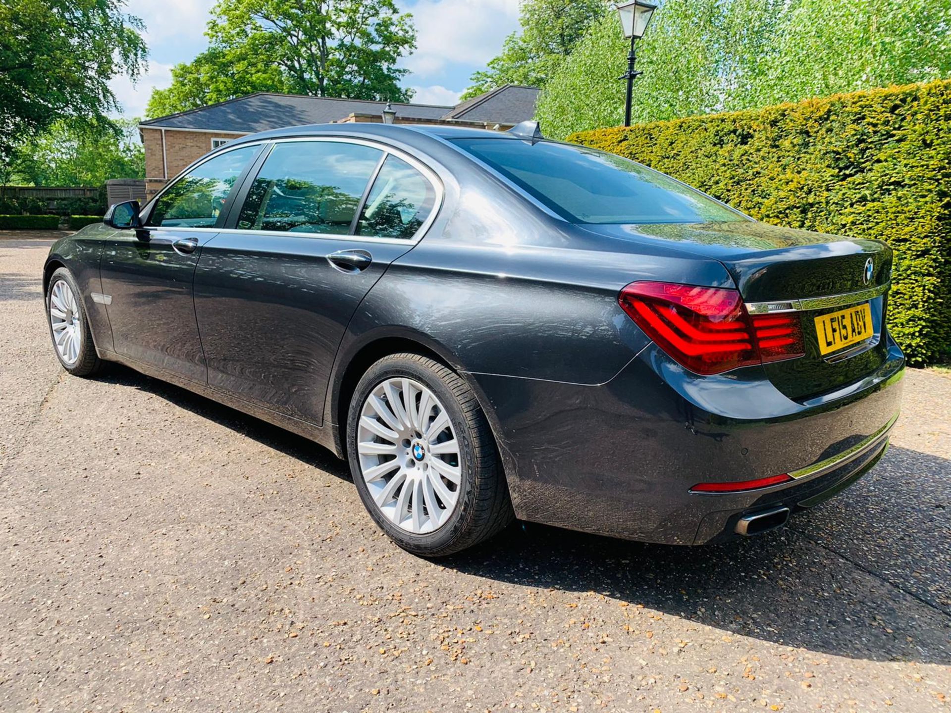 (RESERVE MET) BMW 740Li Special Equipment "Limo'' Auto - 2015 15 Reg - Cream Leather - 315 BHP - - Image 6 of 34