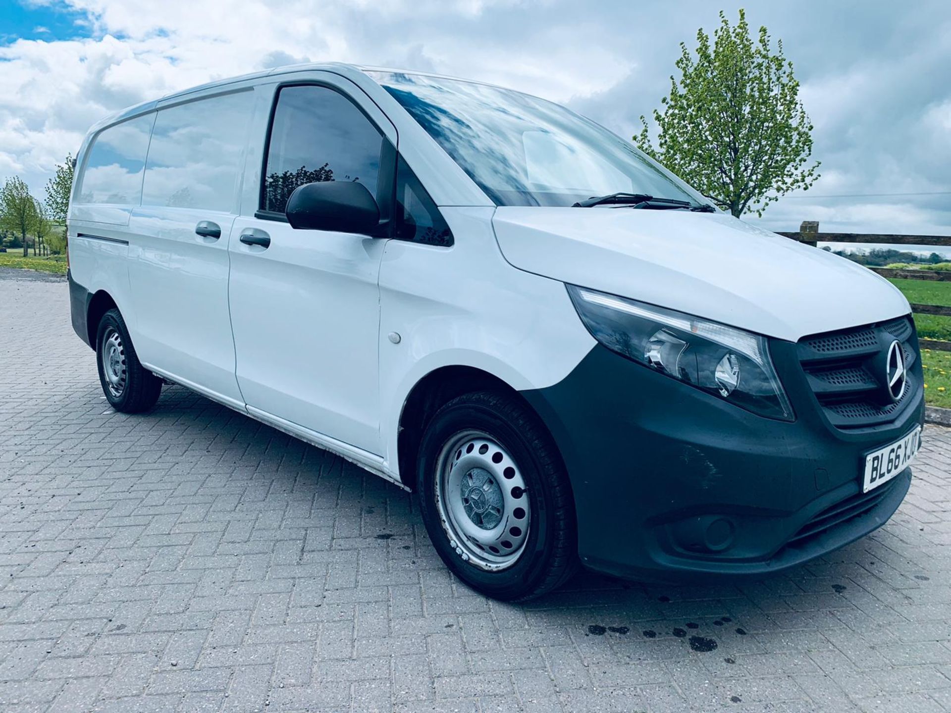 (Reserve Met) Mercedes Vito CDI LWB - 2017 Model -Euro 6 - Only 74k Miles - (New Shape)