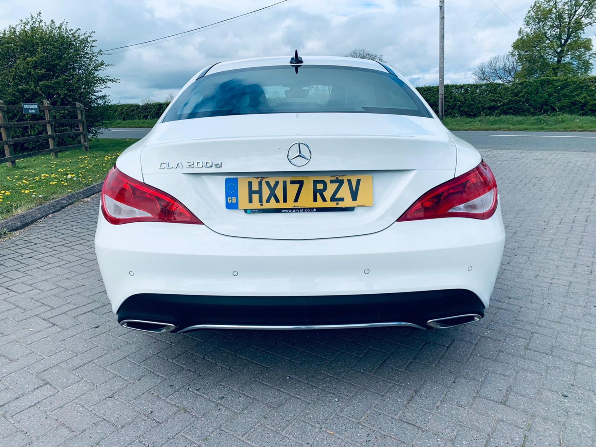 (Reserve Met) Mercedes CLA 200d Sport 2017 17 Reg - Sat Nav - White - Euro 6 - Part Leather - Cruise - Image 4 of 27