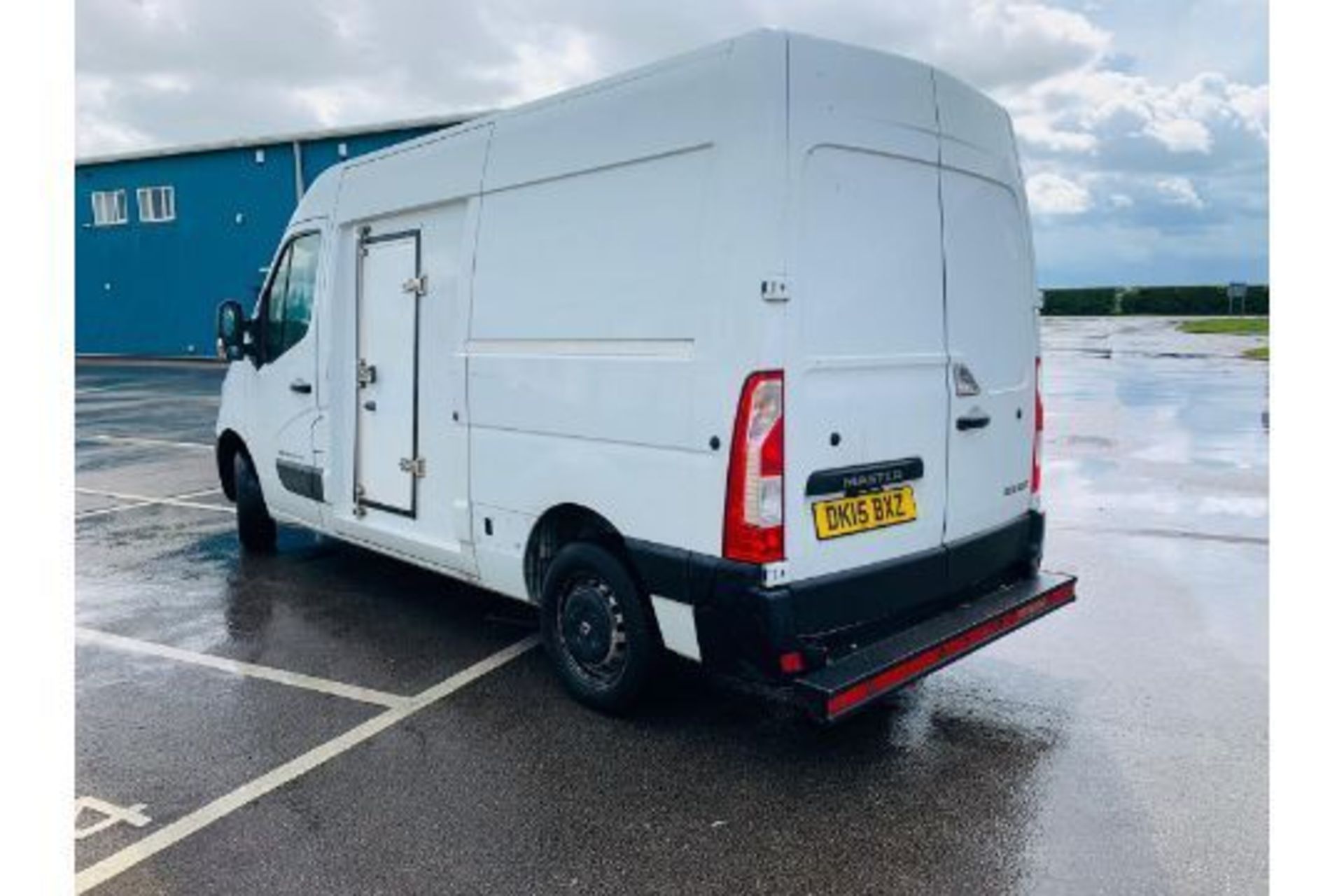 Renault Master 2.3 DCI Business Fridge/Freezer Van - 2015 15 Reg - Alex Original System - Image 4 of 16