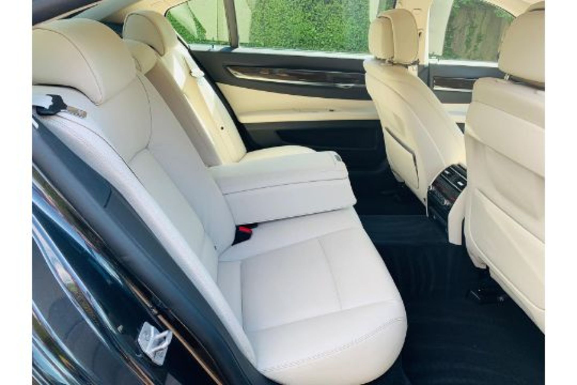 BMW 740Li Special Equipment "Limo'' Auto - 2015 15 Reg - Cream Leather - 315 BHP - - Image 19 of 34