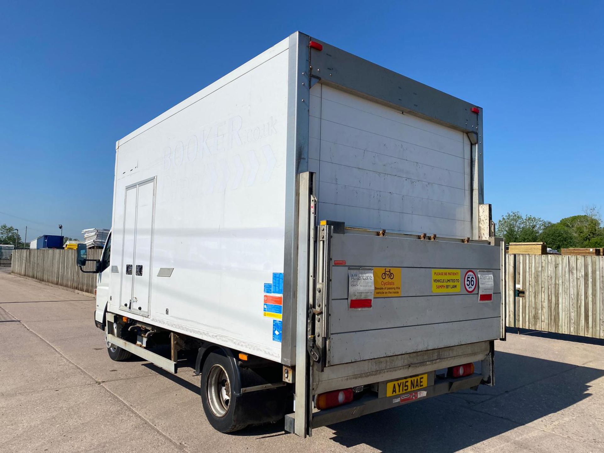 (RESERVE MET) Mitsubishi (Fuso) Canter 7C15 3.0 Fridge Box (Auto) - 2015 15 Reg - Euro 6 - - Image 7 of 19