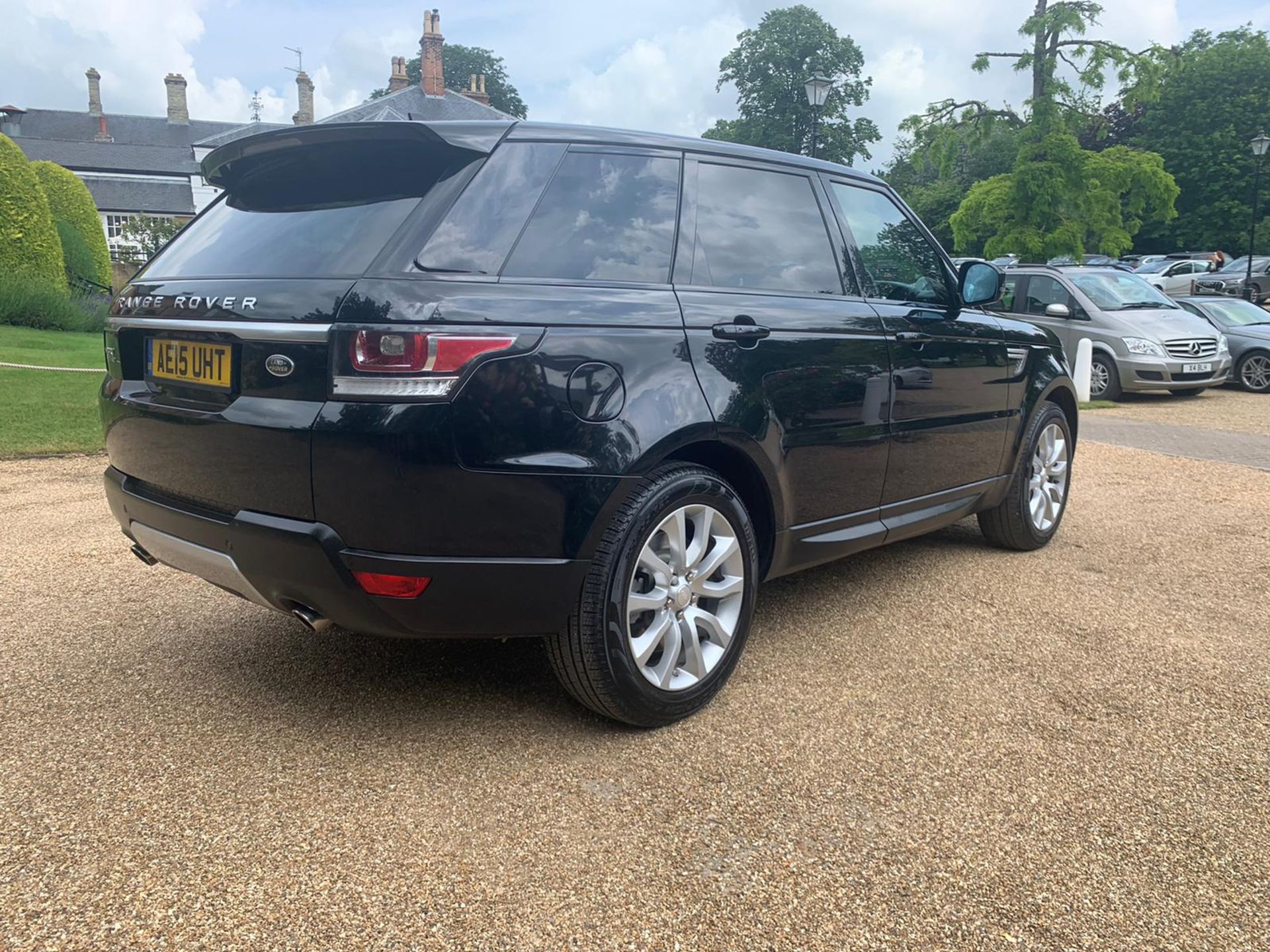 Range Rover Sport 3.0 SDV6 HSE Auto - 2015 15 Reg - Leather - Sat Nav - Rear Entertainment BIG SPEC - Image 6 of 37