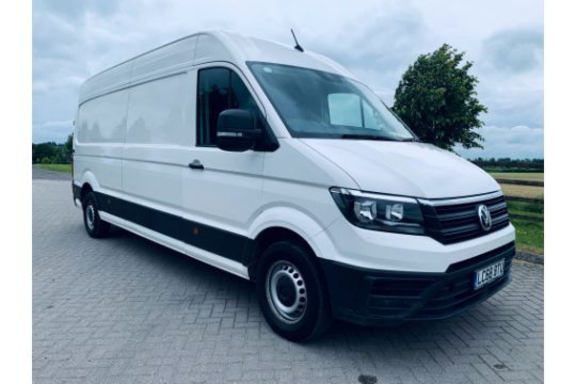 Reserve Met Volkswagen Crafter CR35 2.0 TDI Trendline 2019 Model LWB - ULEZ Compliant - Euro 6 - Image 2 of 27