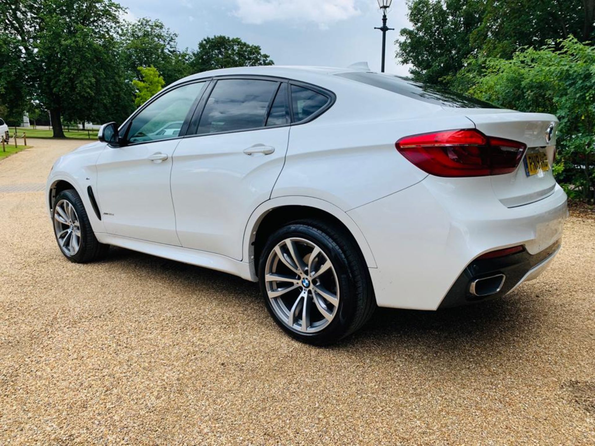 BMW X6 xDrive30d M Sport Step Auto - 2019 19 Reg - Reverse Cam -Sat Nav -Heads Up Display - BIG SPEC - Bild 3 aus 32