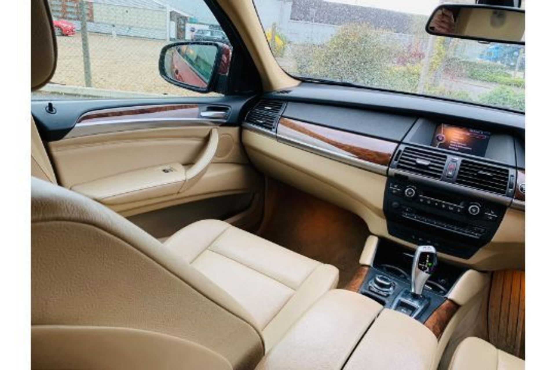 (RESERVE MET) BMW X6 xDrive 3.0d Auto - 2014 Reg - Leather Interior -Parking Sensors - Reversing Cam - Image 11 of 29