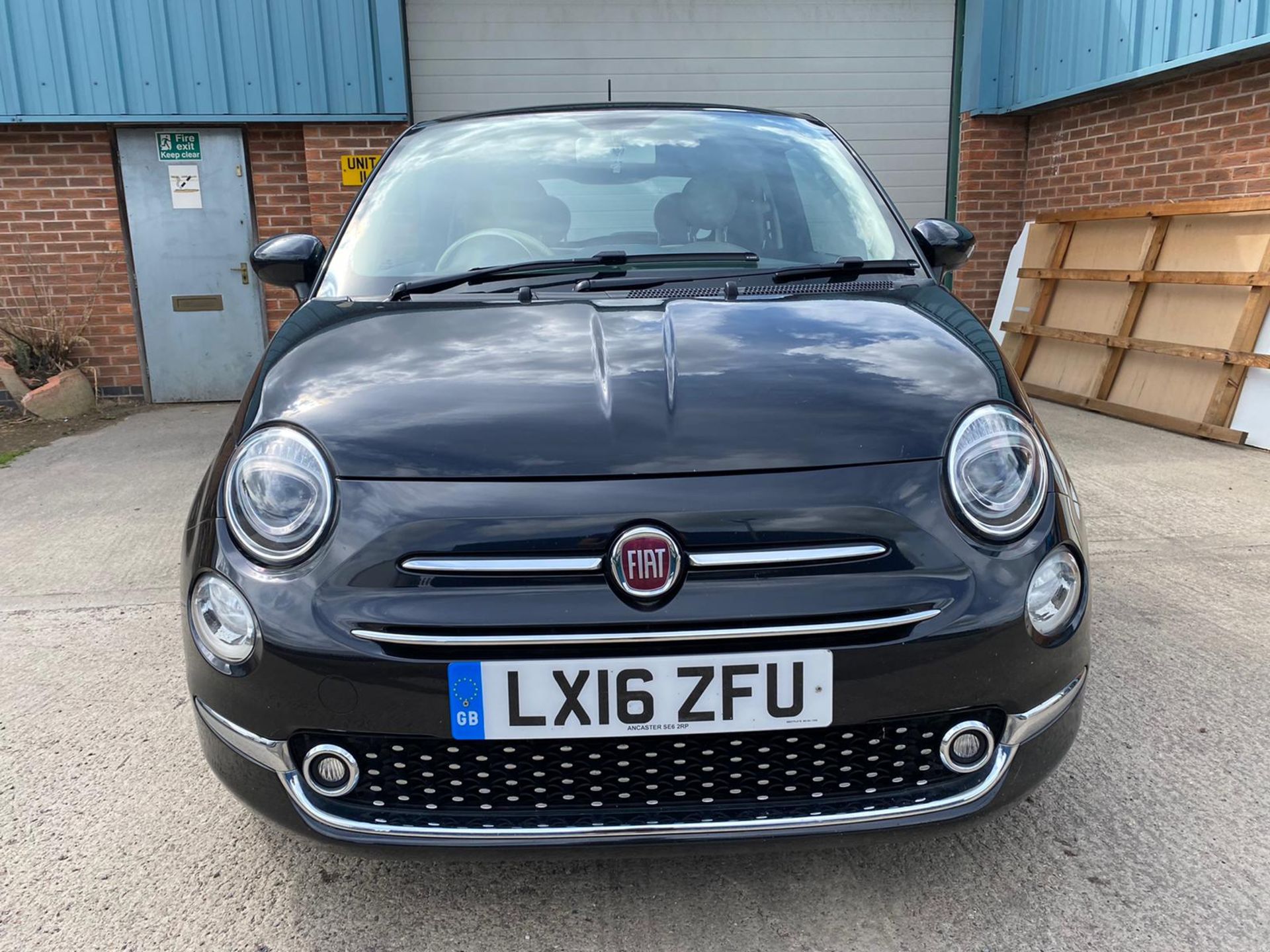 Fiat 500 1.2 Lounge - 2016 16 Reg - Parking Sensors - Panoramic Roof - ONLY 46K Miles - NO VAT! - Image 4 of 25