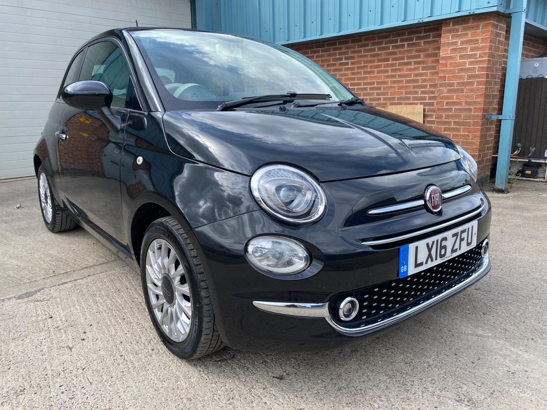 Fiat 500 1.2 Lounge - 2016 16 Reg - Parking Sensors - Panoramic Roof - ONLY 46K Miles - NO VAT! - Image 5 of 25