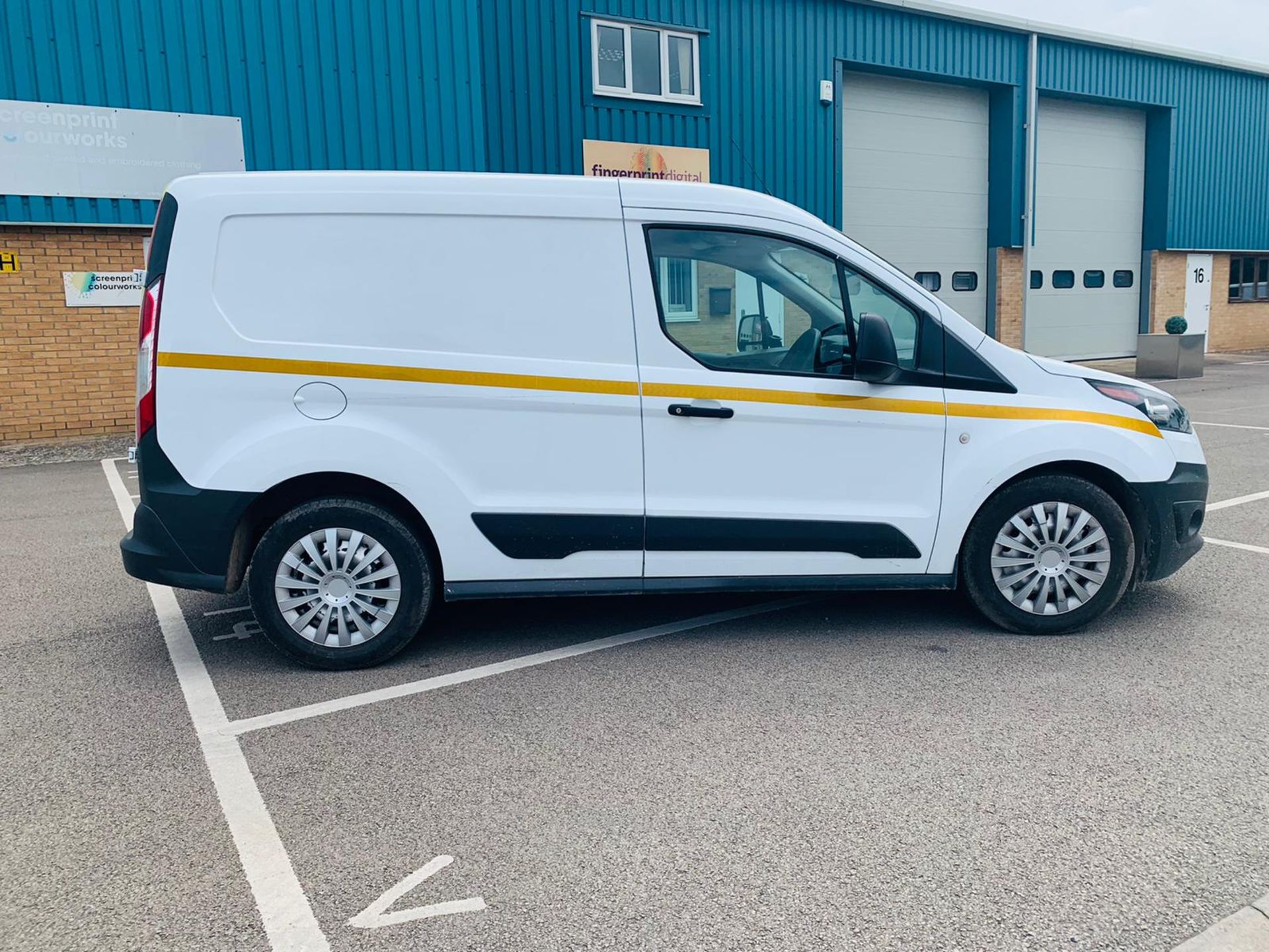 Ford Transit Connect 1.5 200 - 2018 18 Reg - Euro 6 - ULEZ Complaint - Ply Lined - Image 6 of 19