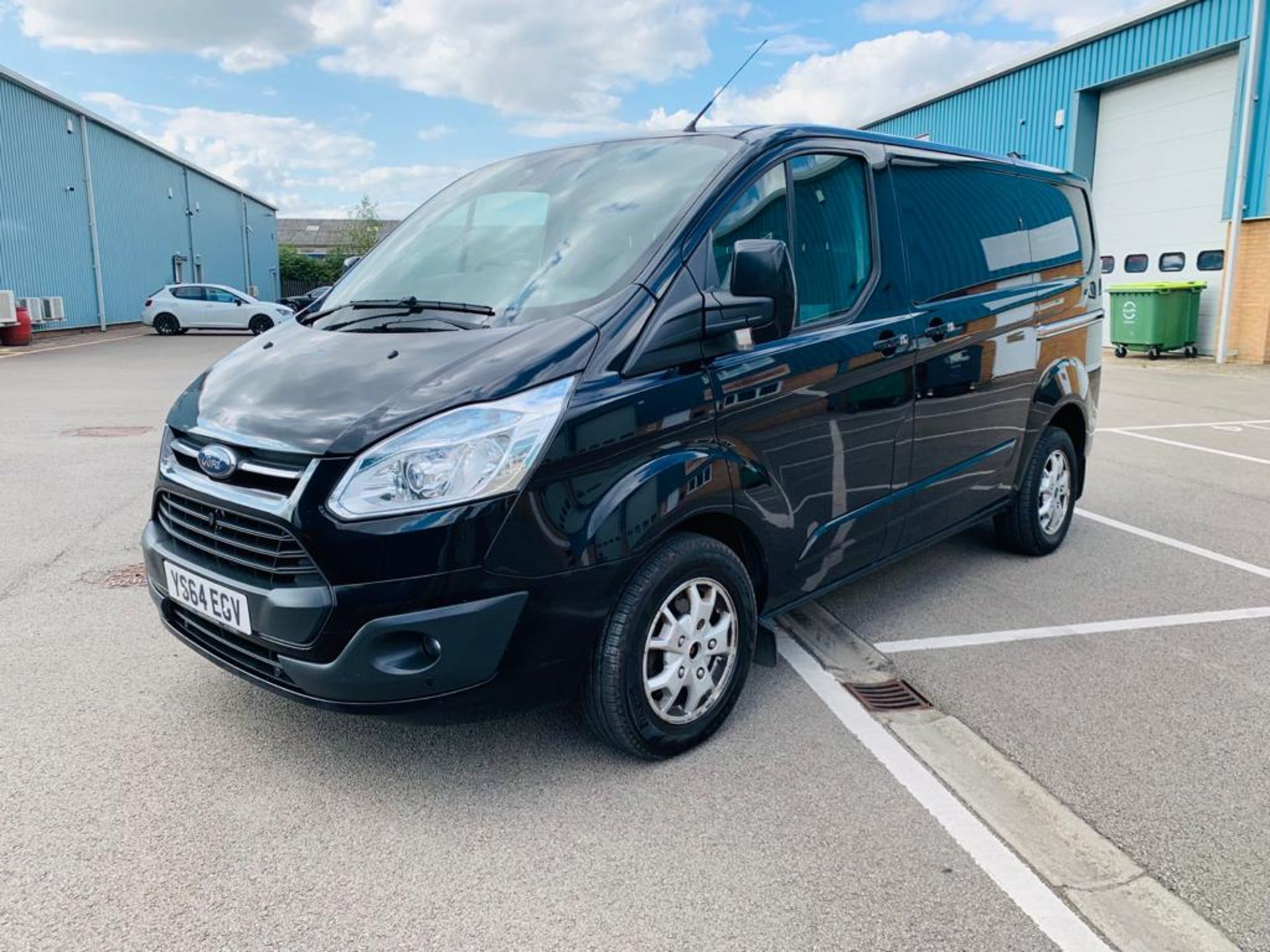 Ford Transit 2.2 TDCI Custom 270 Limited 2015 Model 6 Speed - Air Con - Park Assist - Image 2 of 26