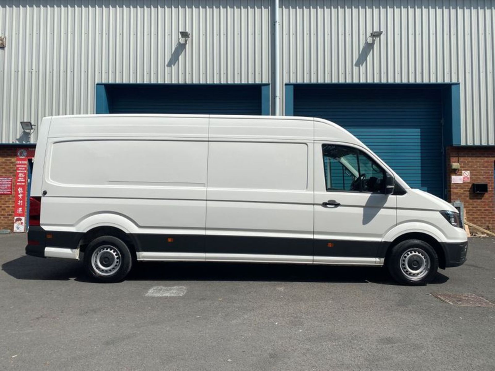 VOLKSWAGEN CRAFTER CR35 2.0TDI (140)"TRENDLINE" - 68 Reg - 1 Keeper - Long Wheel Base !! EURO 6