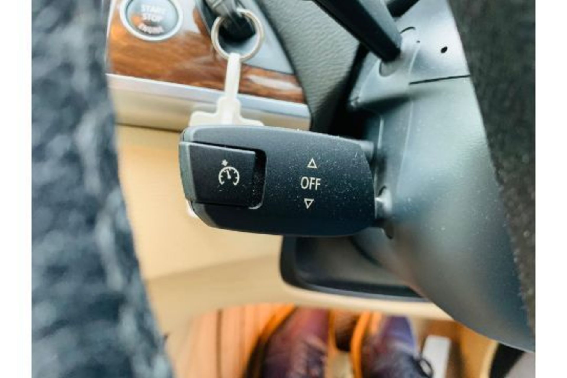 (RESERVE MET) BMW X6 xDrive 3.0d Auto - 2014 Reg - Leather Interior -Parking Sensors - Reversing Cam - Image 26 of 29