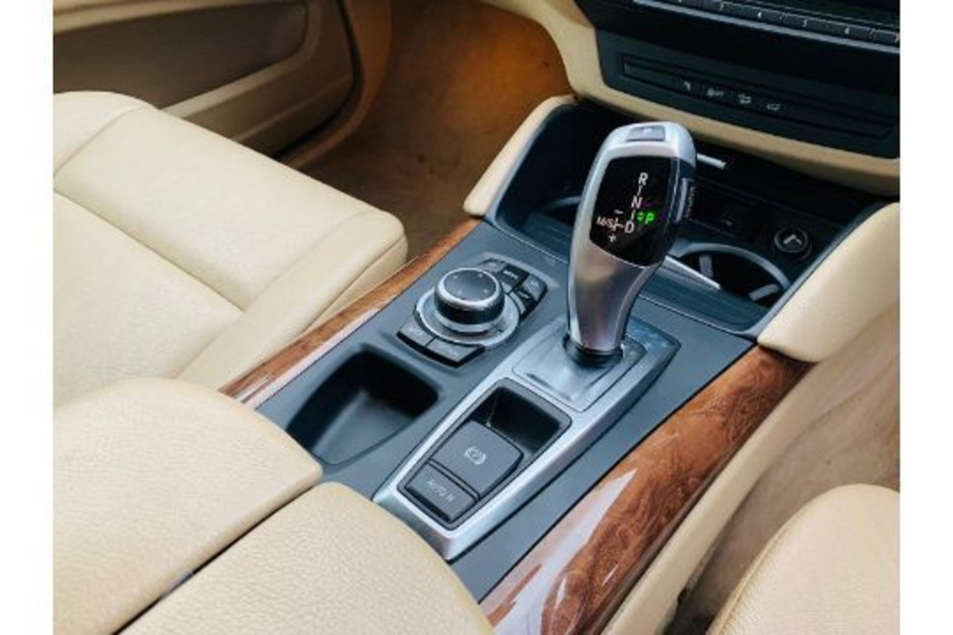 (RESERVE MET) BMW X6 xDrive 3.0d Auto - 2014 Reg - Leather Interior -Parking Sensors - Reversing Cam - Image 12 of 29