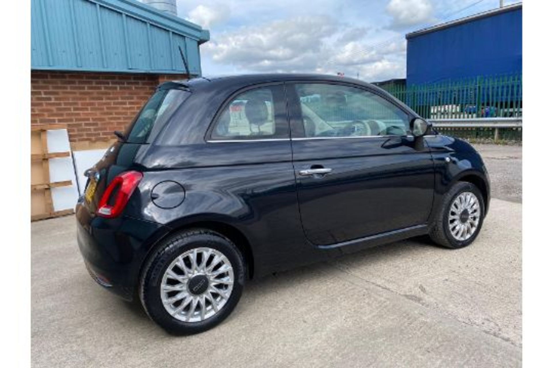 (Reserve Met) Fiat 500 1.2 Lounge - 2016 16 Reg - Parking Sensors - Panoramic Roof - ONLY 46K Miles - Image 5 of 25