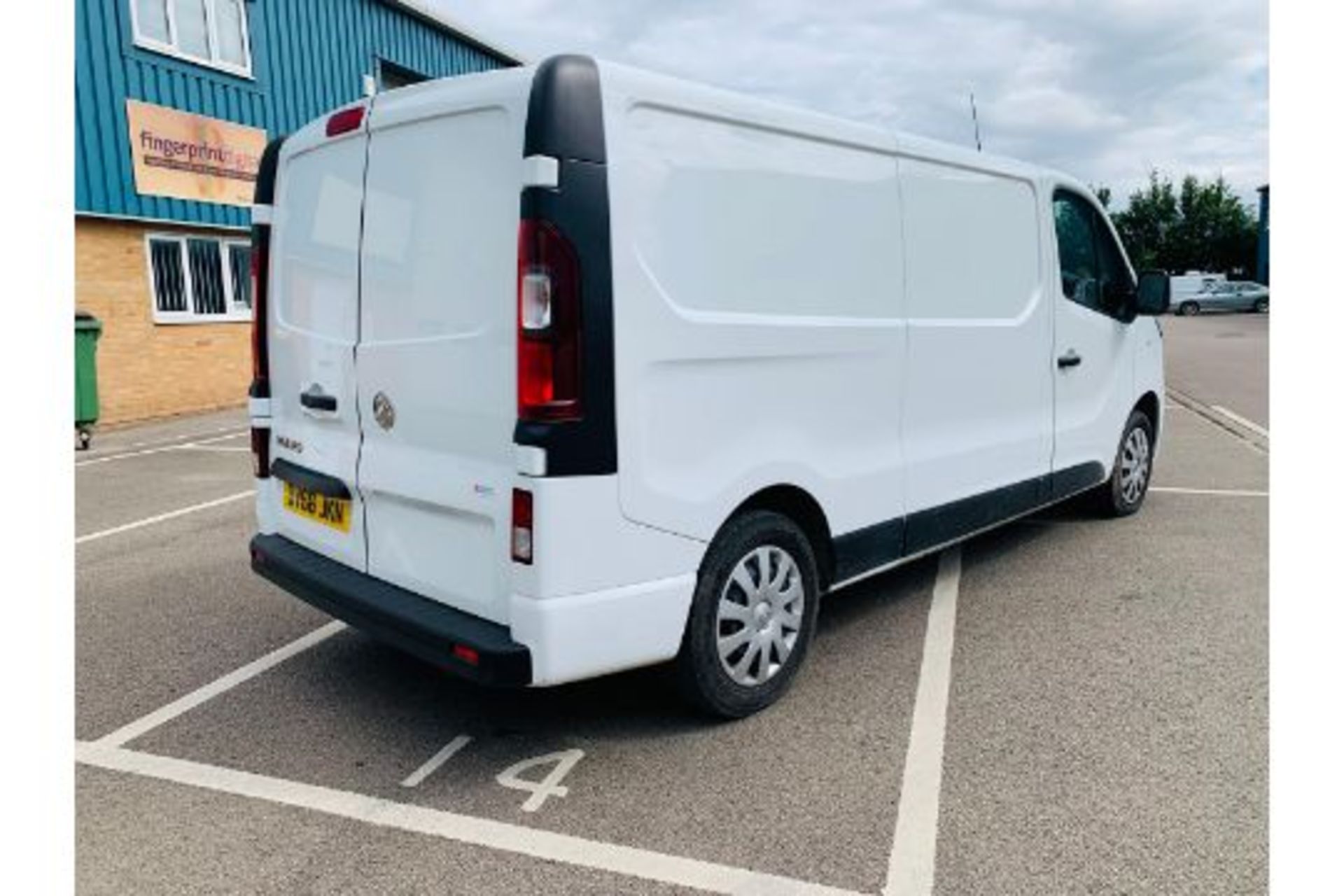 Vauxhall Vivaro 2900 1.6 CDTI Sportive - 2019 Model - 6 Speed - Air Con - Cruise - ONLY 25K Miles - Image 8 of 24