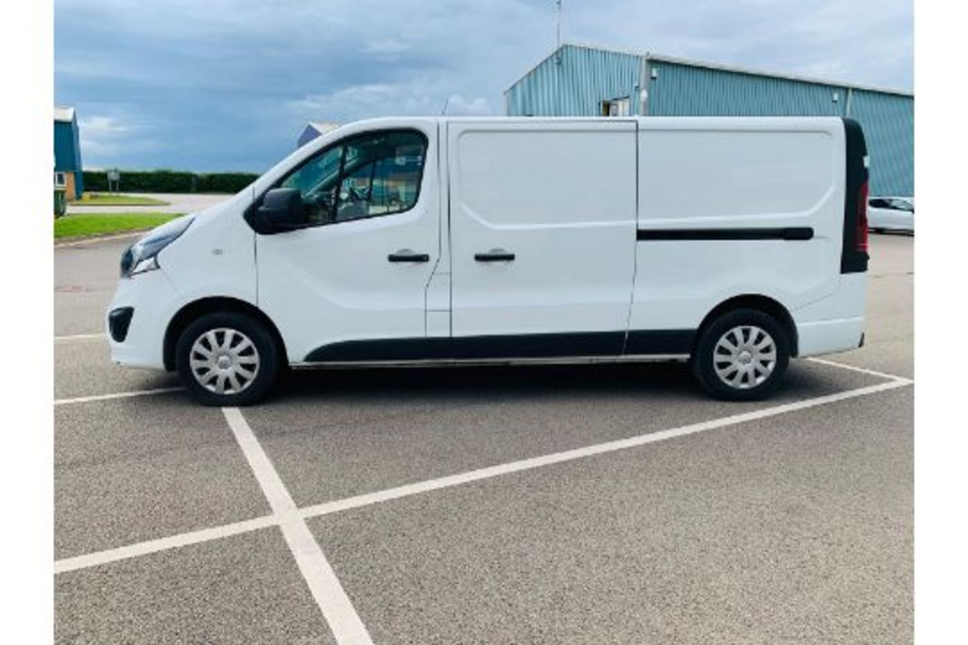 Vauxhall Vivaro 2900 1.6 CDTI Sportive - 2019 Model - 6 Speed - Air Con - Cruise - ONLY 25K Miles - Image 6 of 24