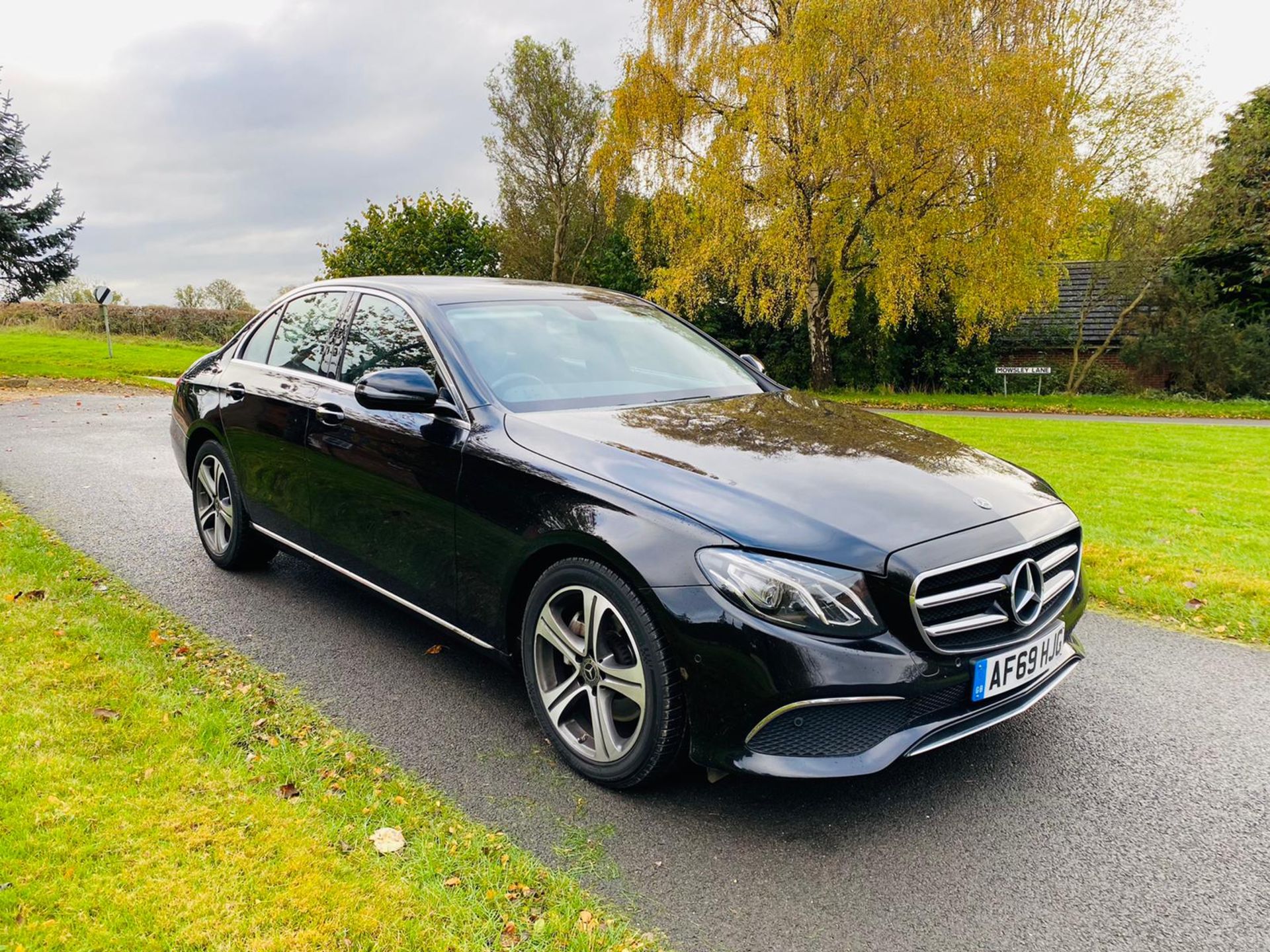 (RESERVE MET)MERCEDES BENZ E220D SPECIAL EQUIPMENT EDITION -2020 MODEL -9G TRONC AUTO -SAT NAV- 42K