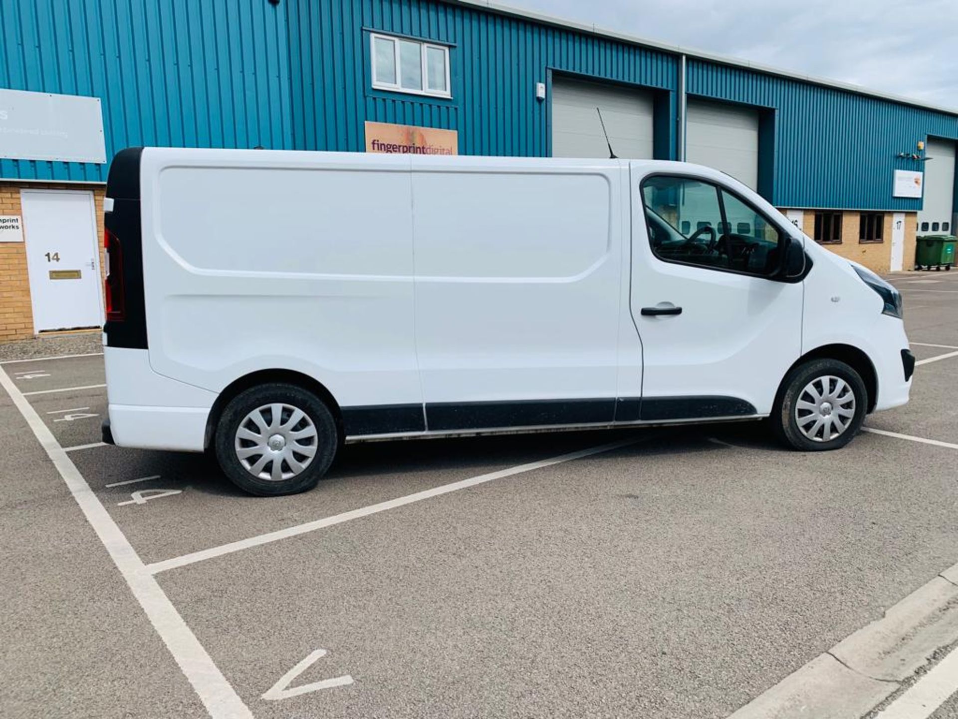 Vauxhall Vivaro 2900 1.6 CDTI Sportive - 2019 Model - 6 Speed - Air Con - Cruise - ONLY 25K Miles - Image 8 of 24