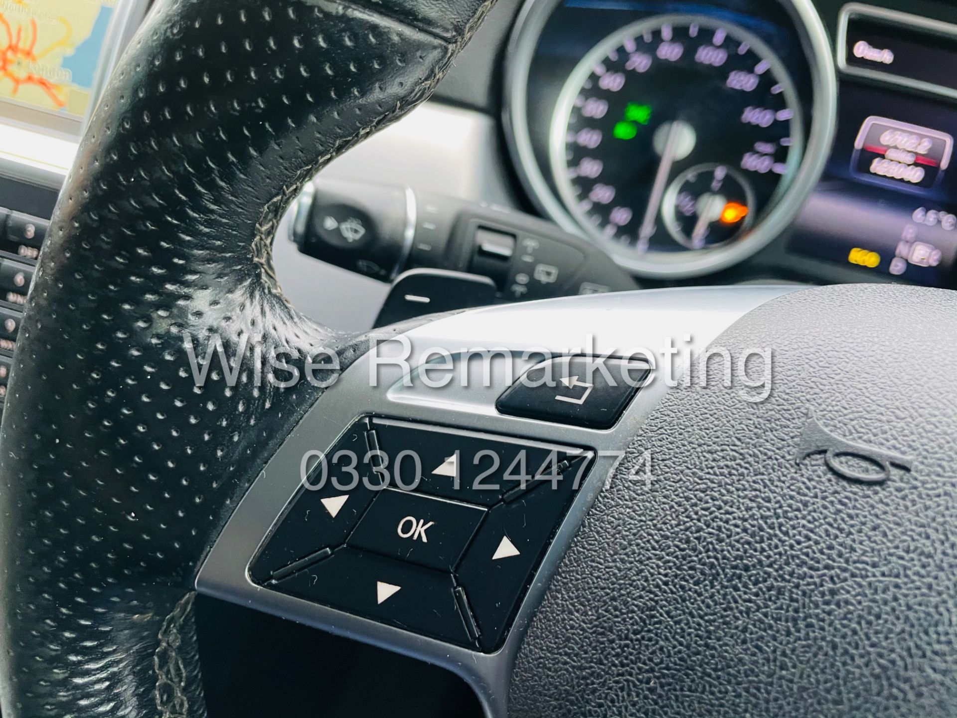 Mercedes-Benz ML350d 3.0V6d 'Auto AMG-LINE 'Sport - 2015 Model - MEGA SPEC!! - Sat Nav - AMG KIT - Image 13 of 19